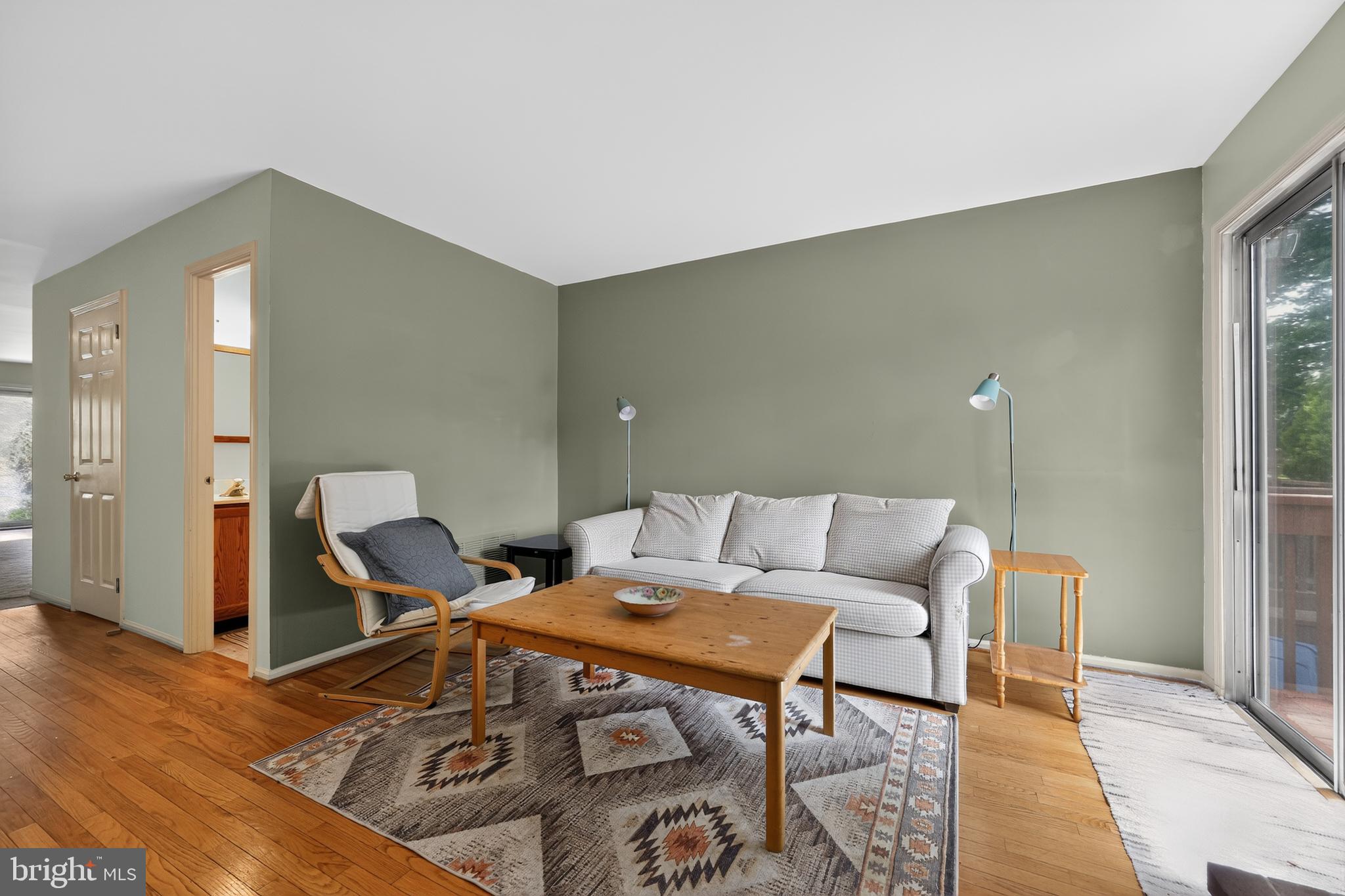 REGENTS PARK - Residential