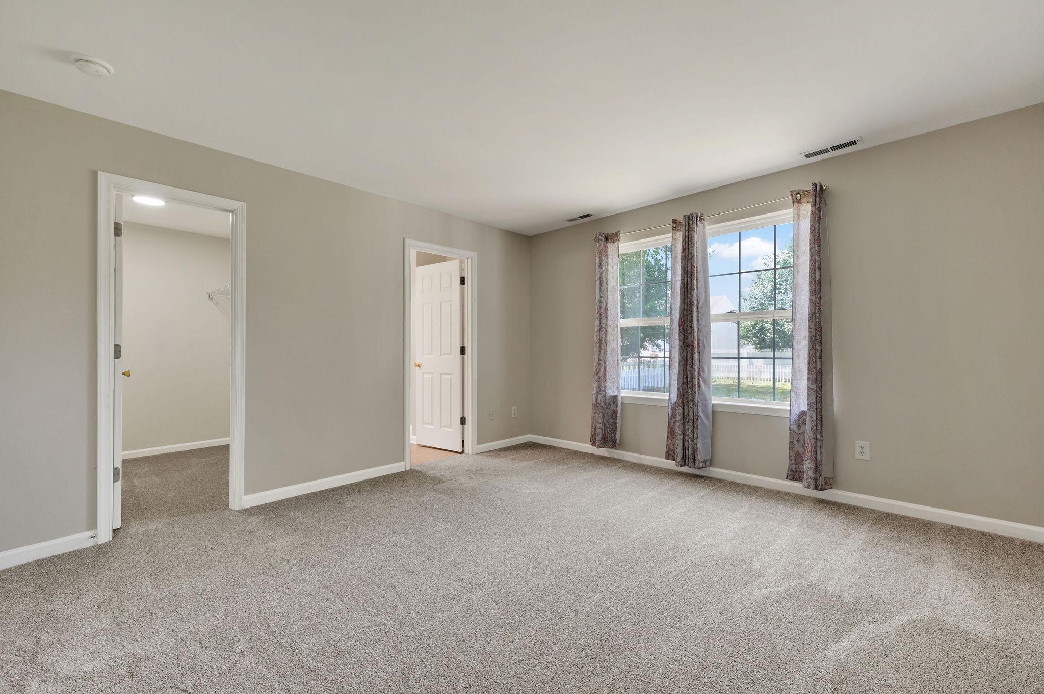 CHIMNEY HILL - Residential