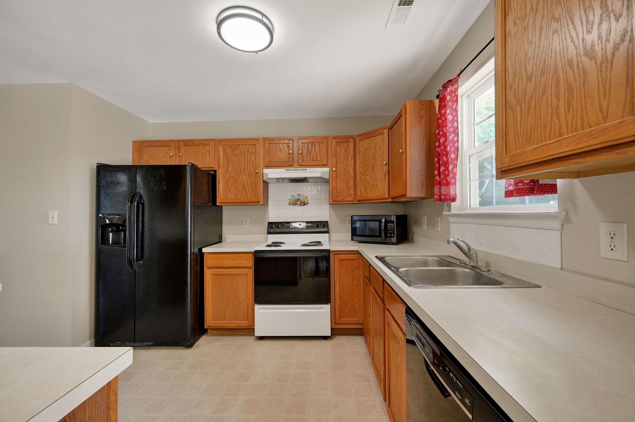 CHIMNEY HILL - Residential