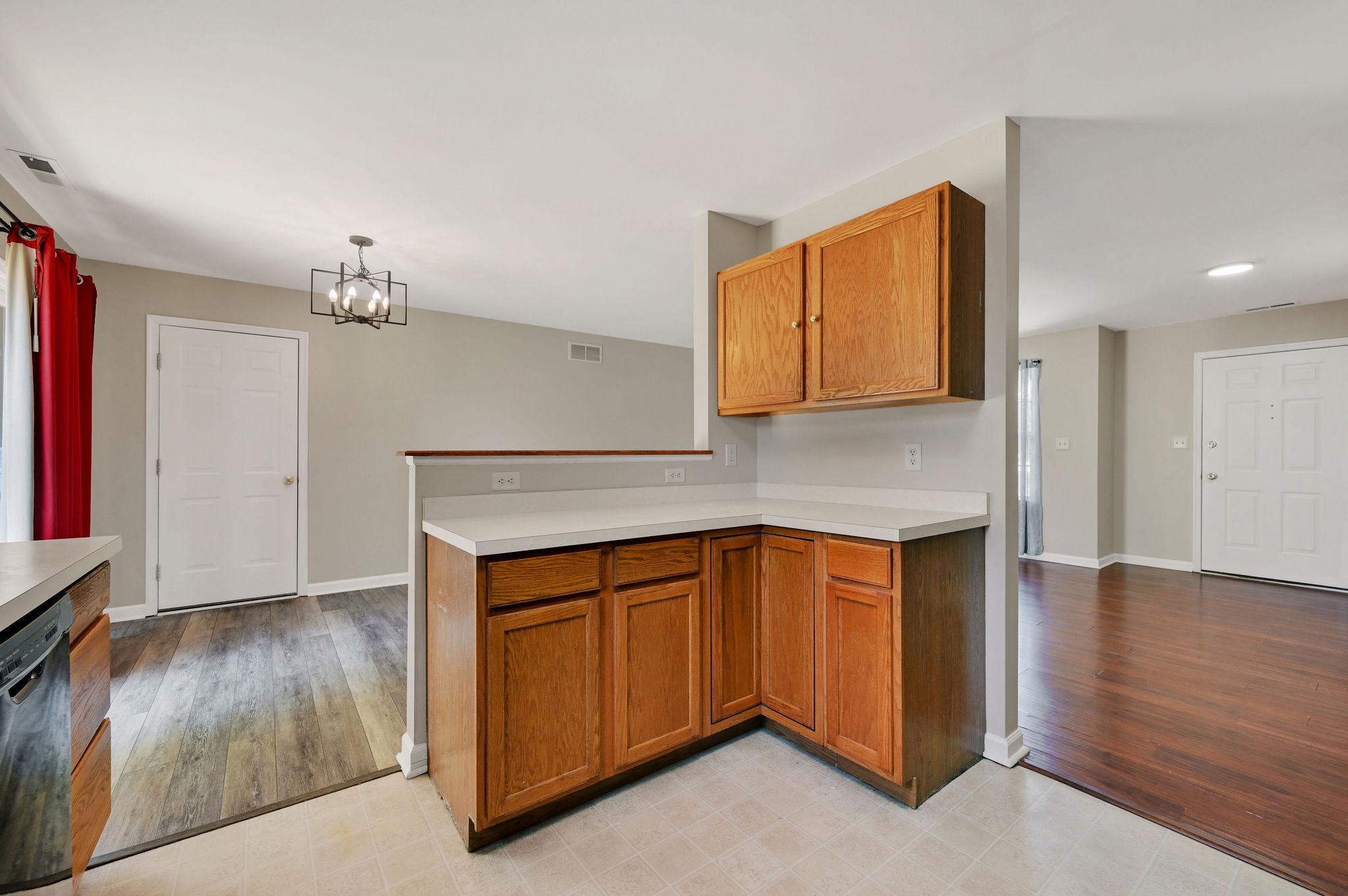CHIMNEY HILL - Residential