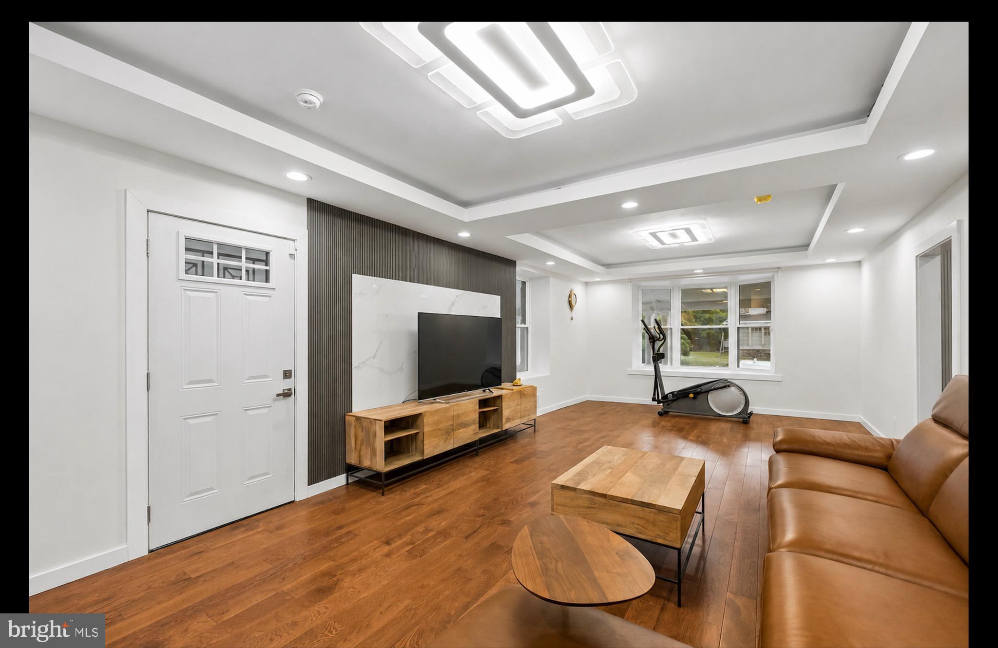 OVERBROOK - Residential