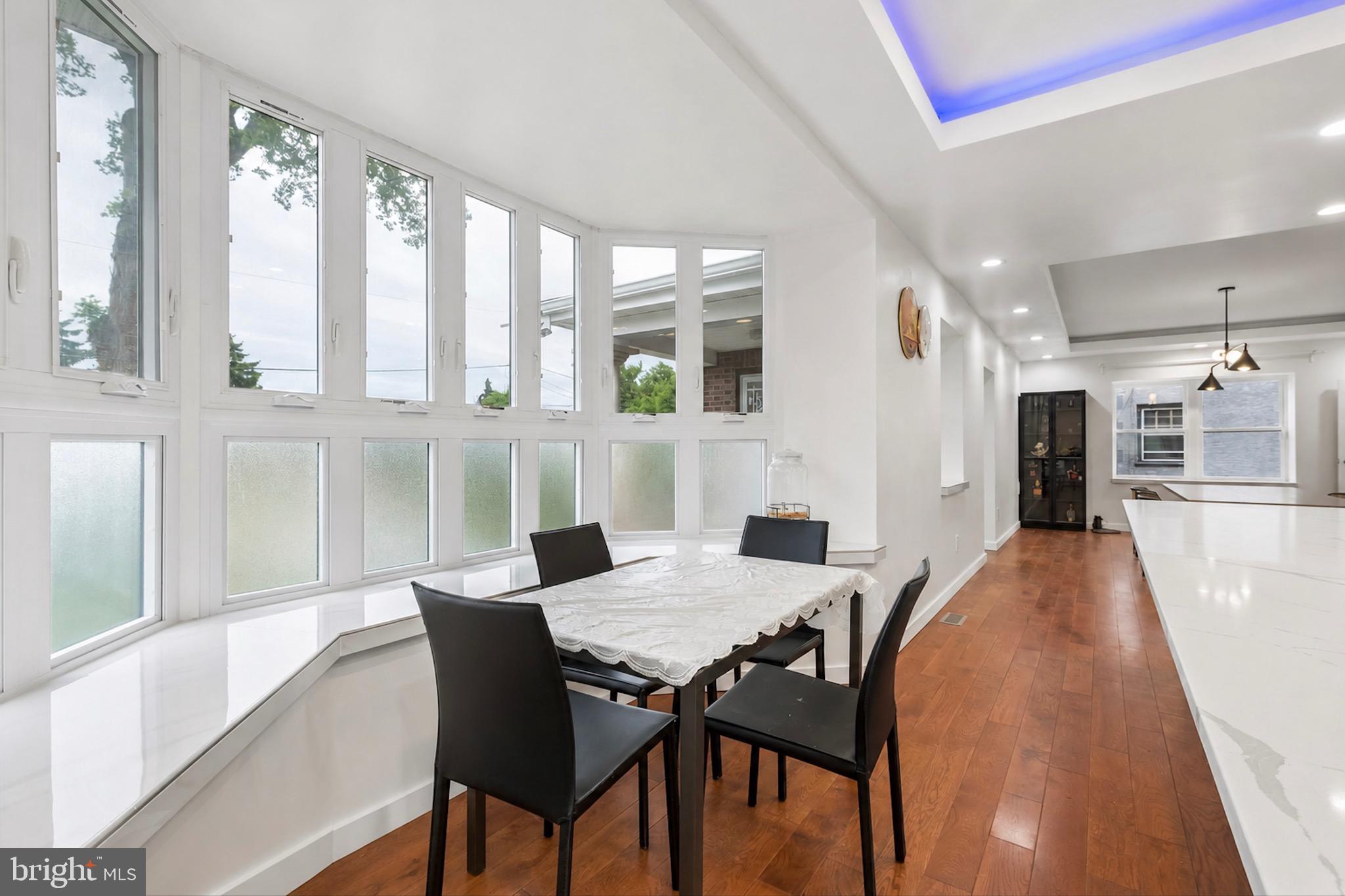 OVERBROOK - Residential