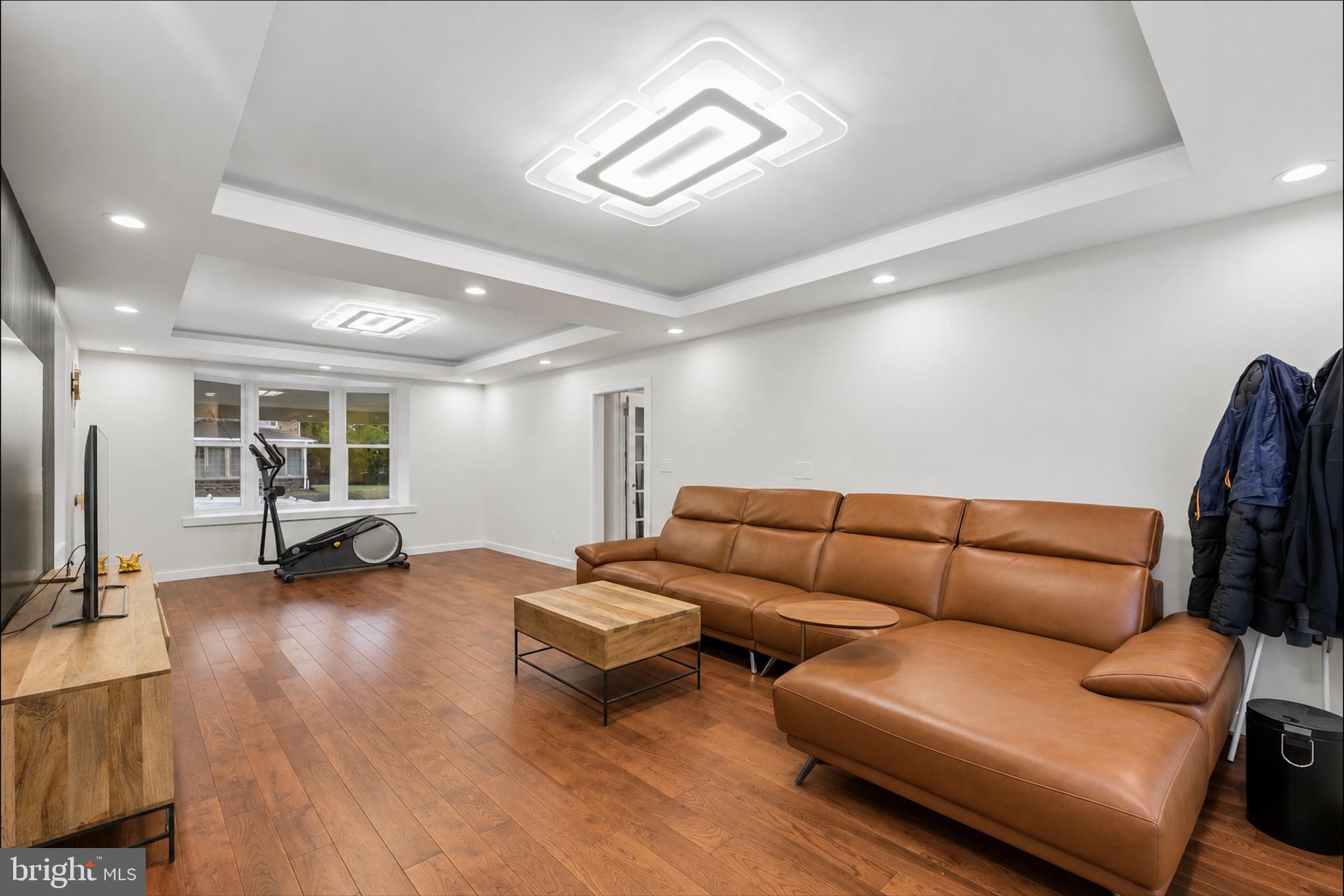 OVERBROOK - Residential