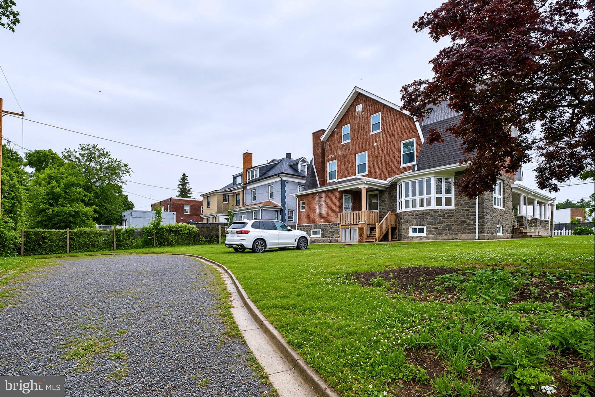 OVERBROOK - Residential