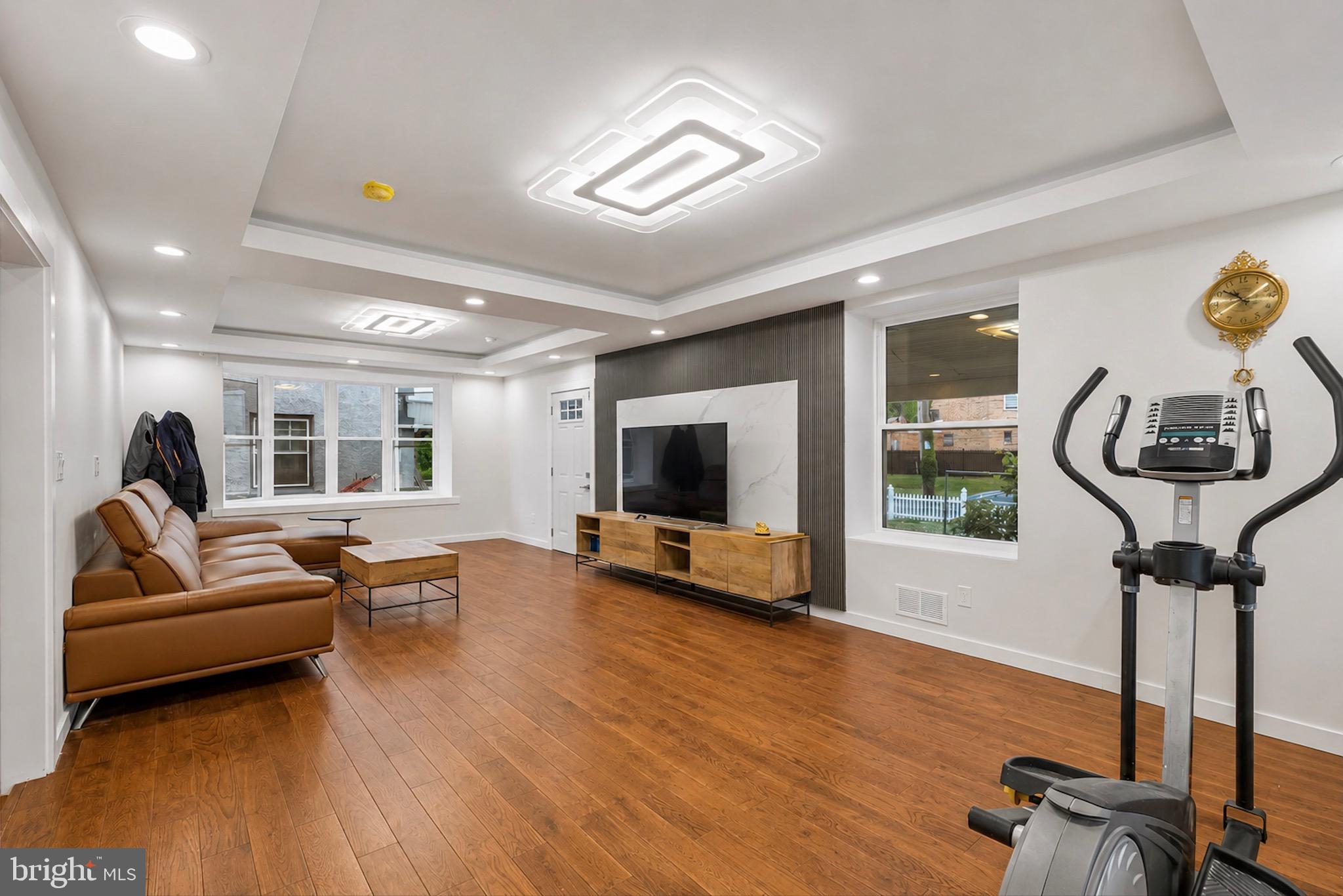 OVERBROOK - Residential