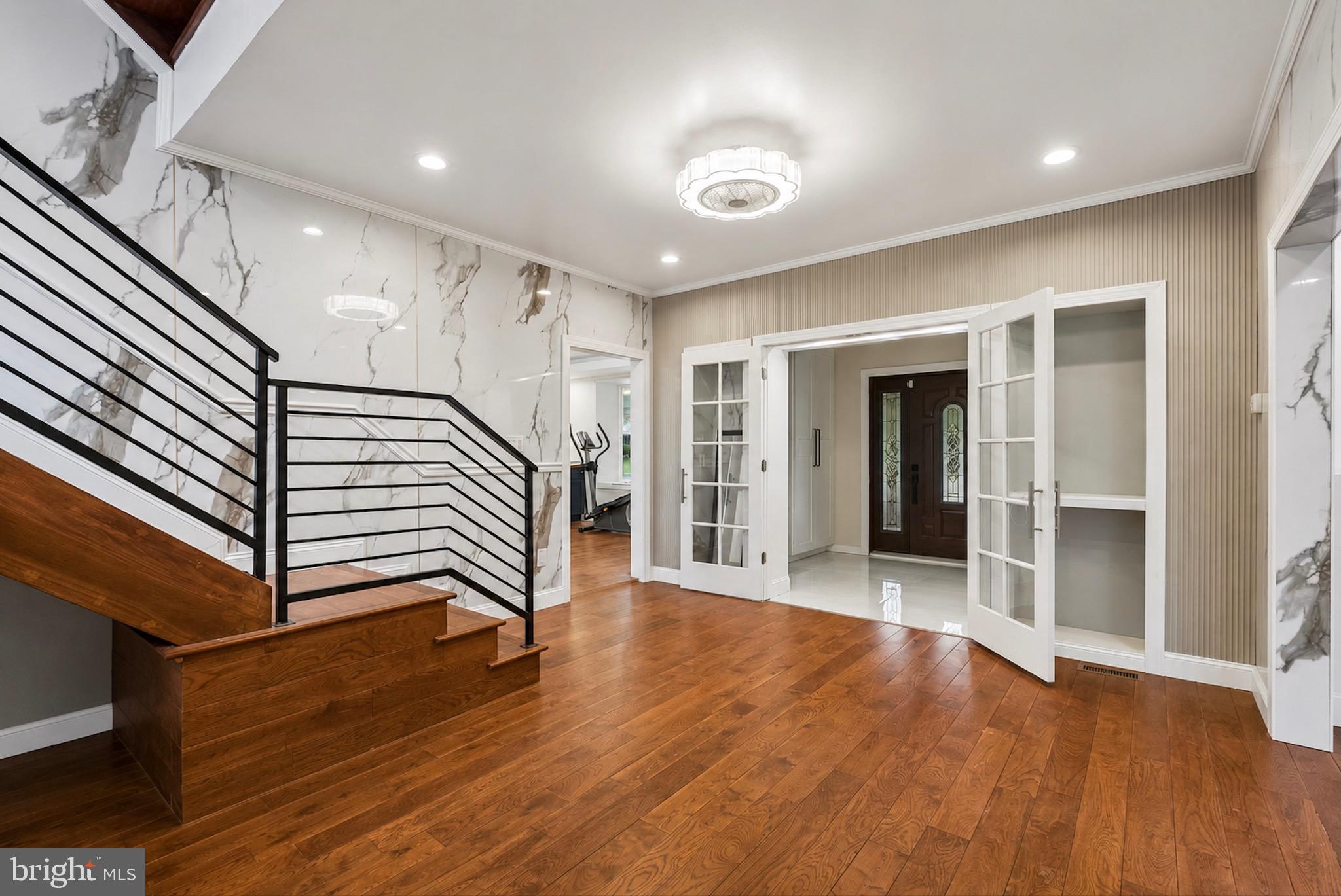 OVERBROOK - Residential