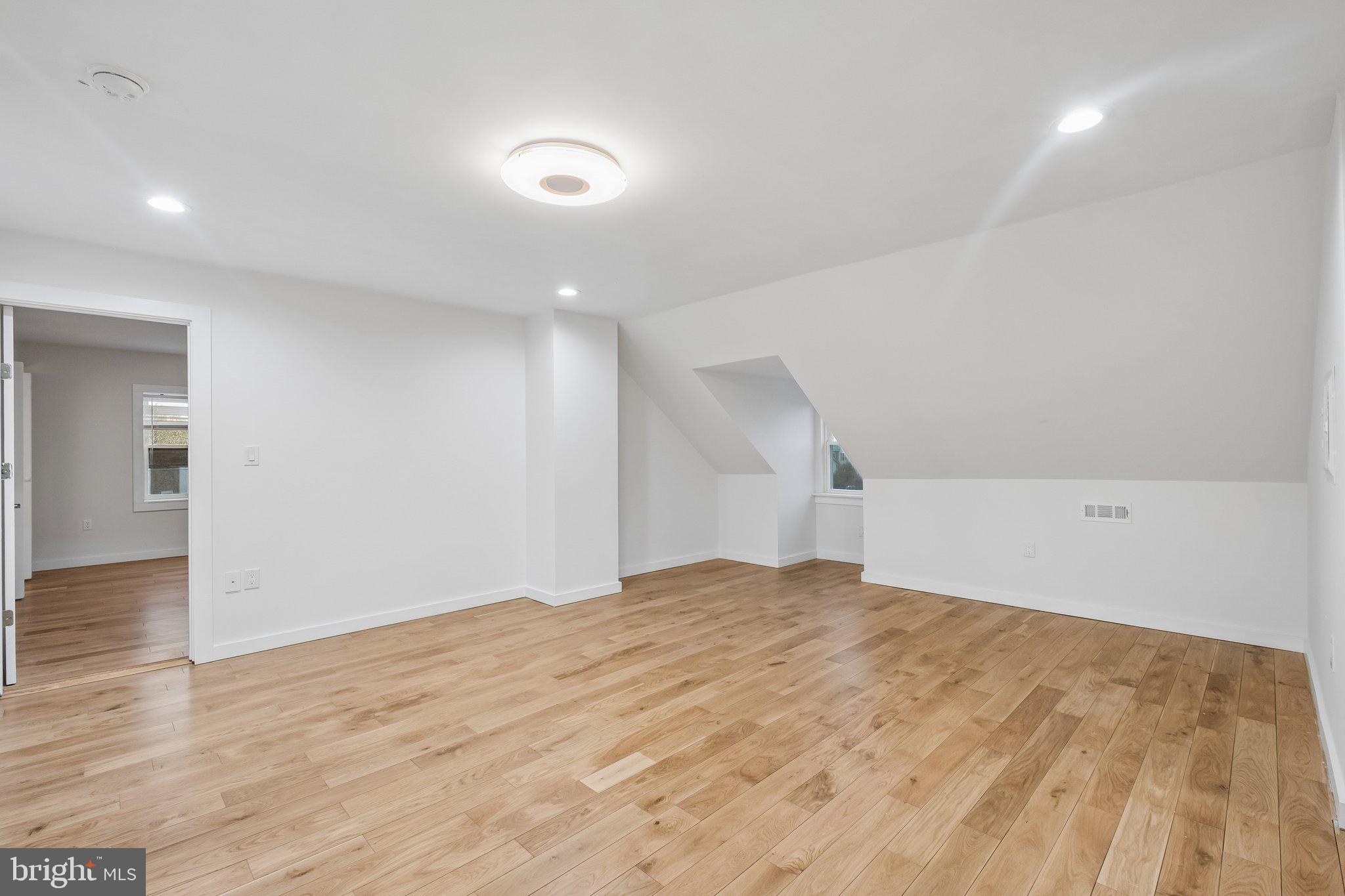 OVERBROOK - Residential