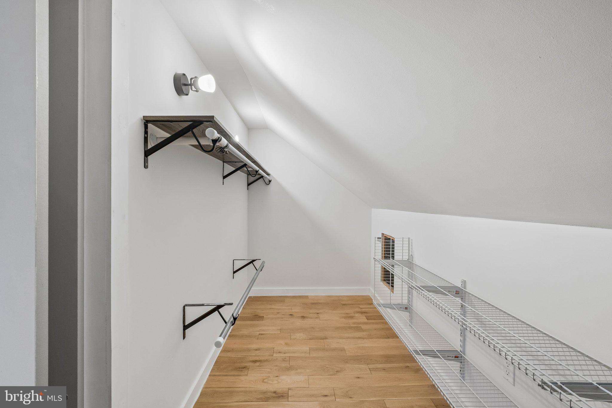 OVERBROOK - Residential