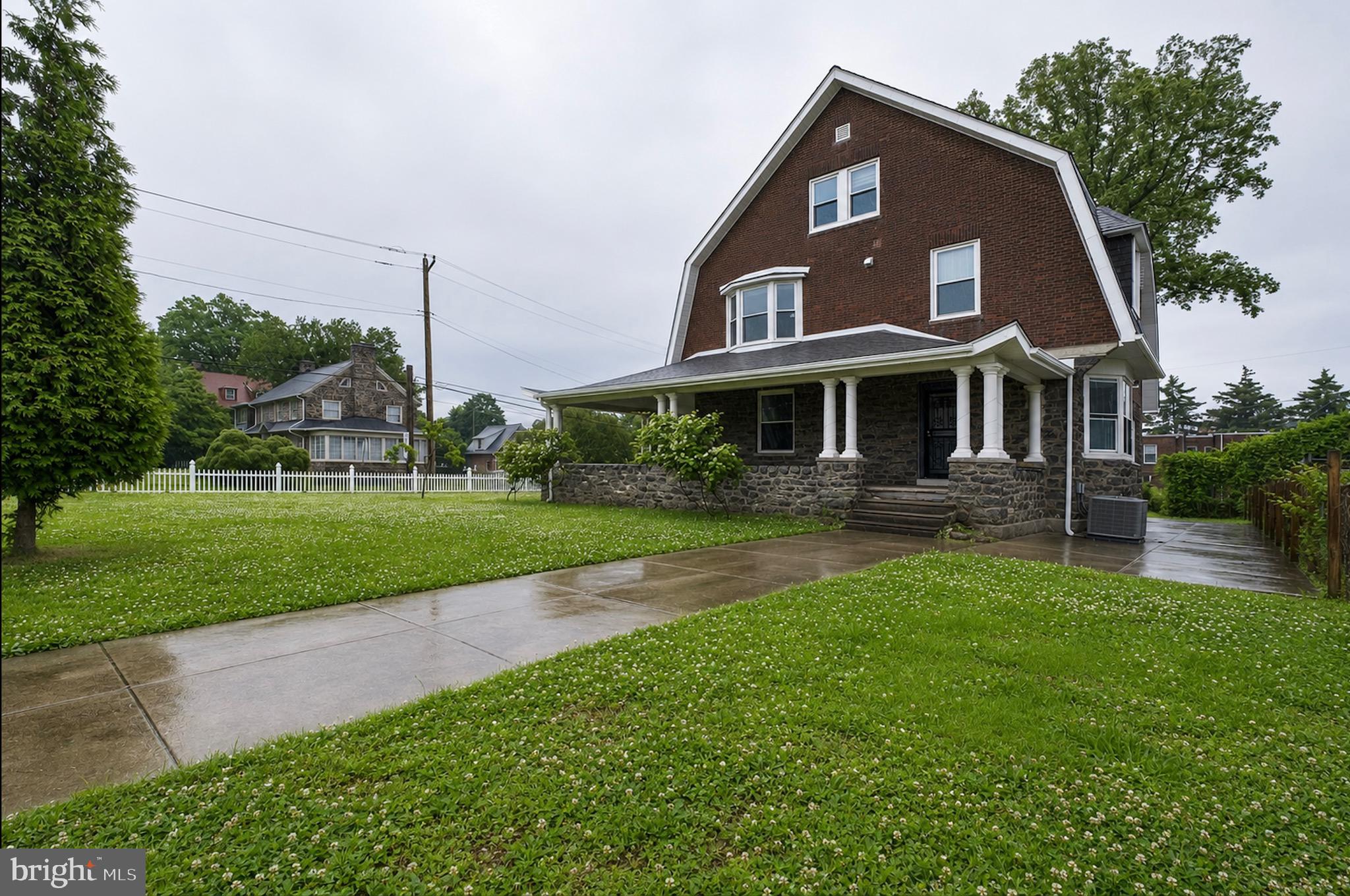 OVERBROOK - Residential