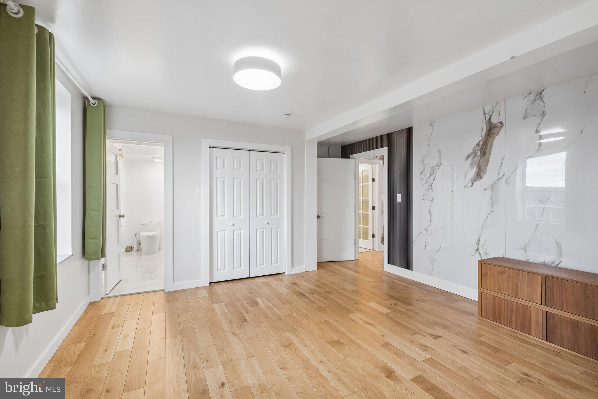 OVERBROOK - Residential