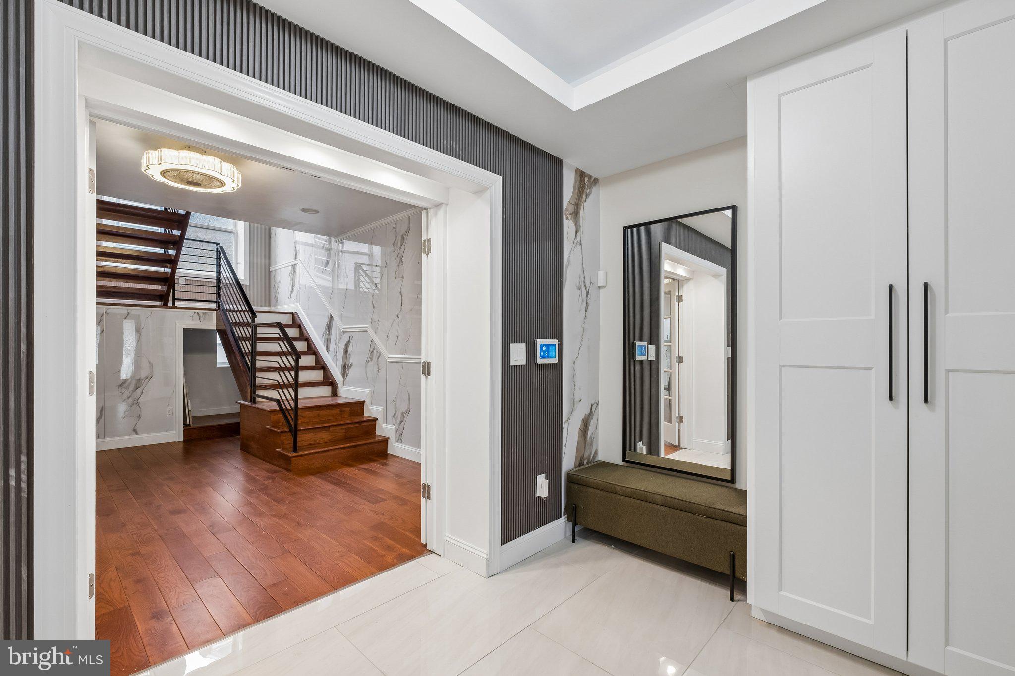 OVERBROOK - Residential