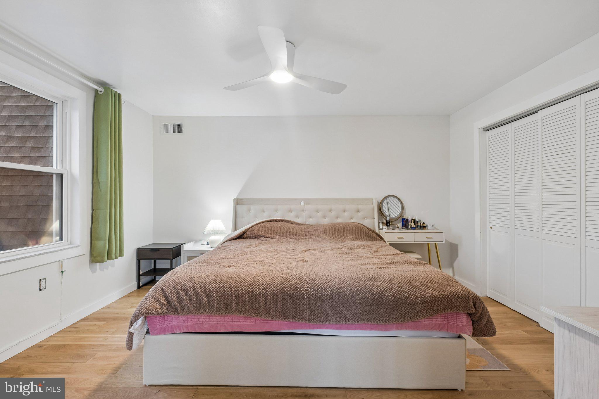 OVERBROOK - Residential