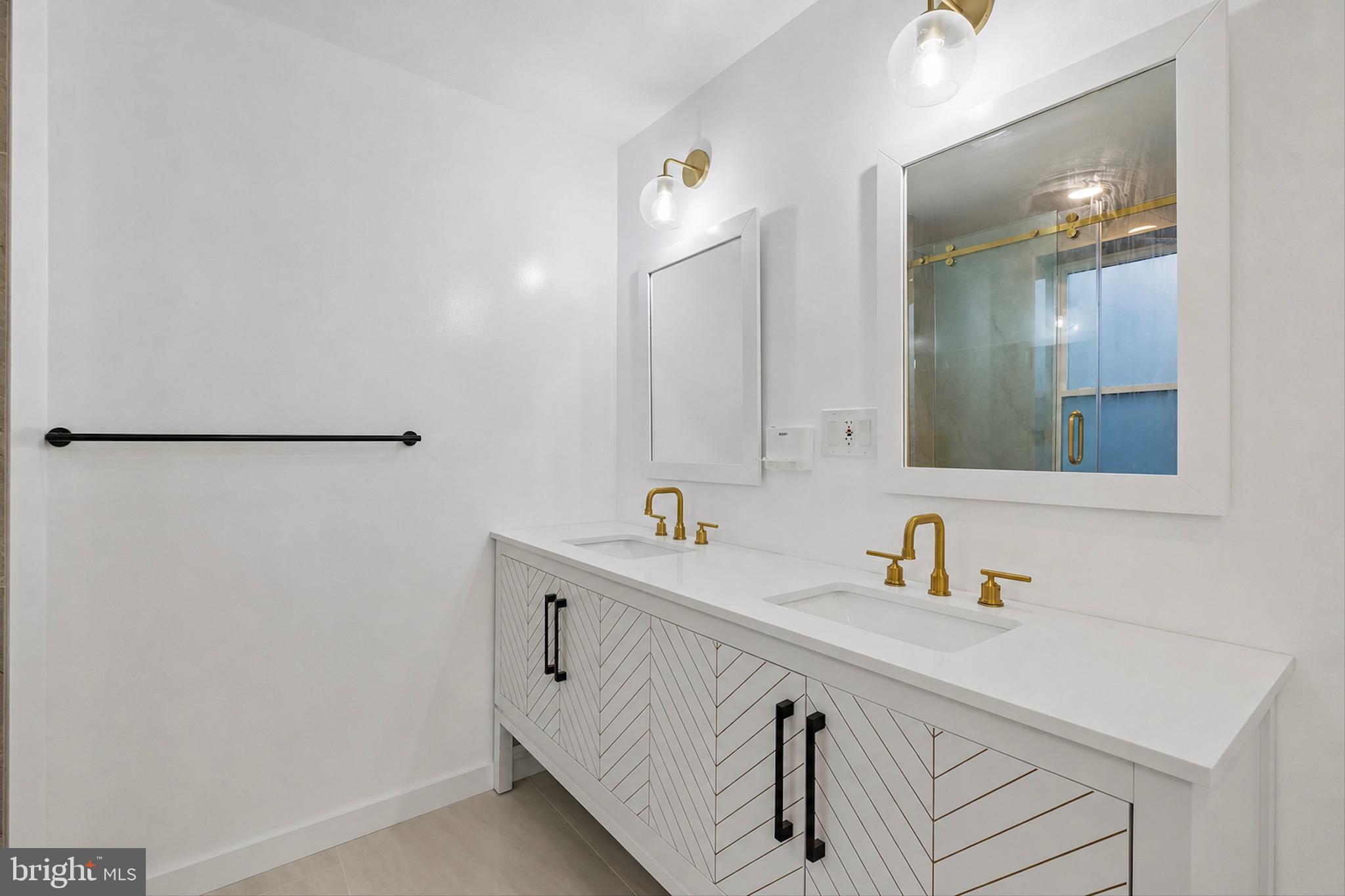 OVERBROOK - Residential
