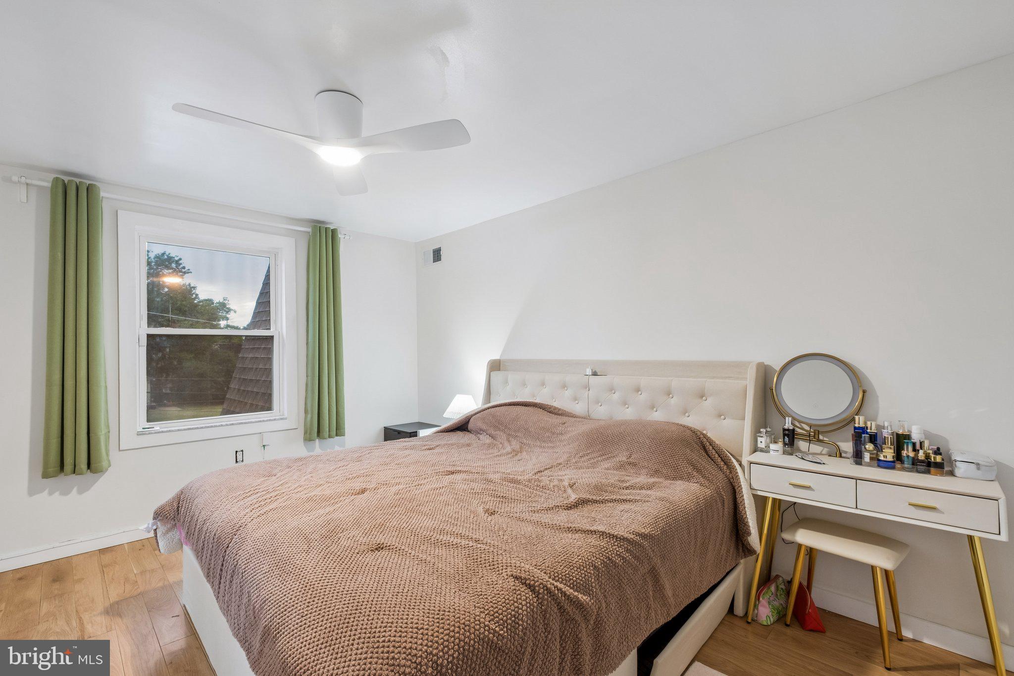 OVERBROOK - Residential
