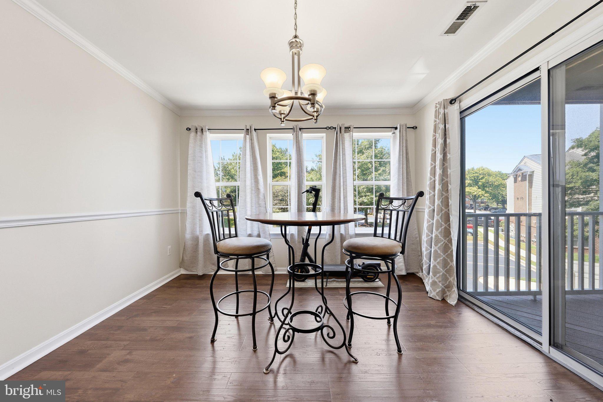 LAKETREE - Residential