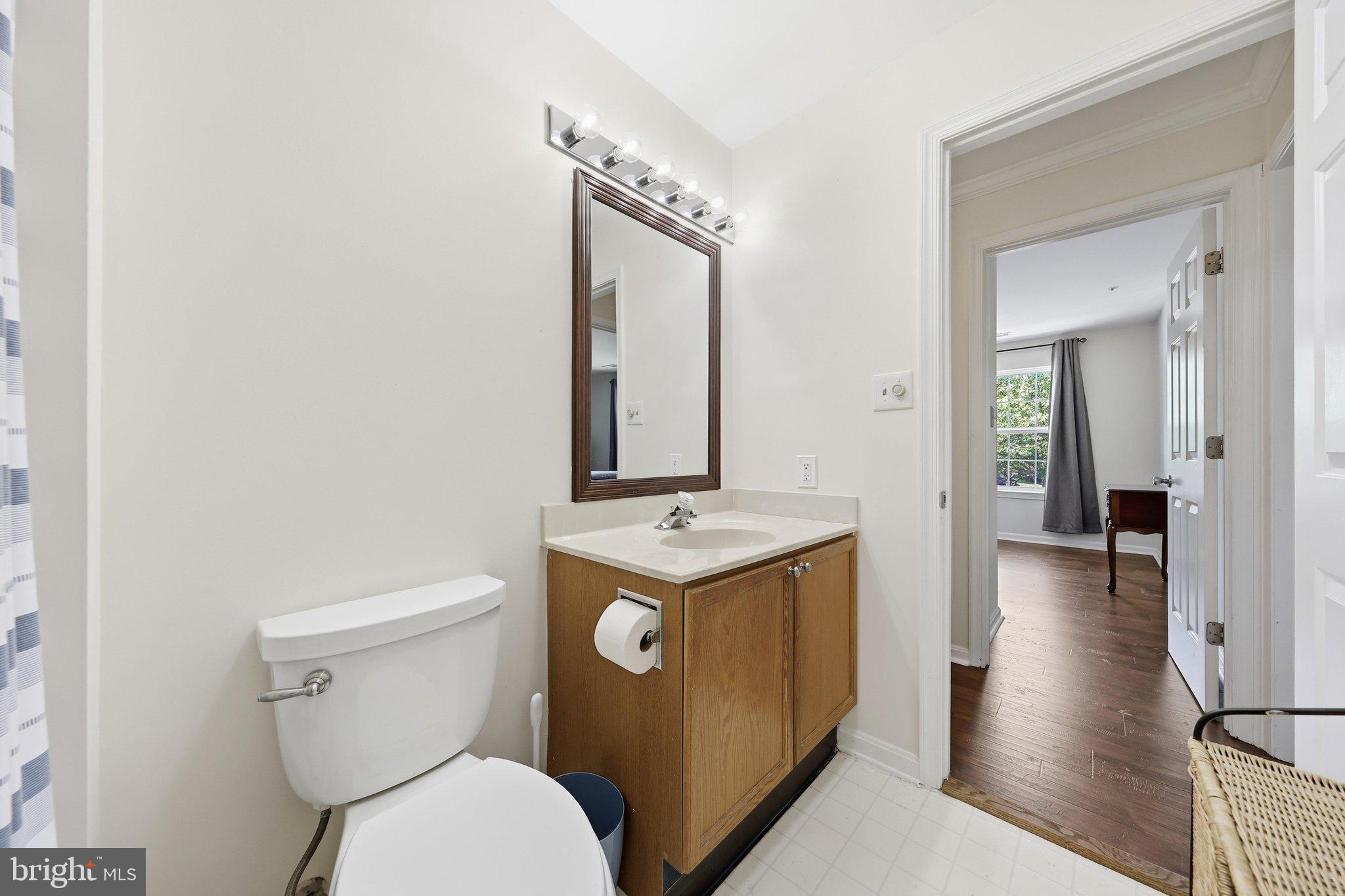 LAKETREE - Residential