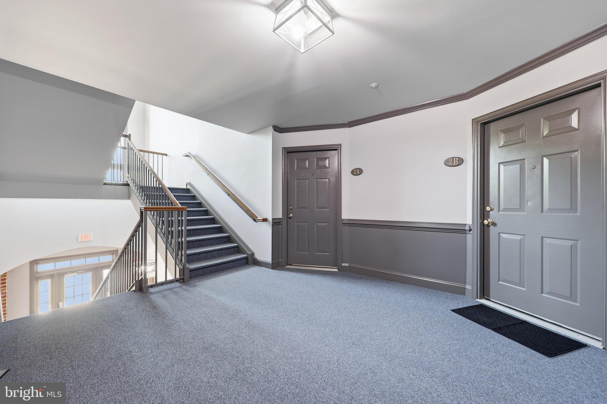 LAKETREE - Residential