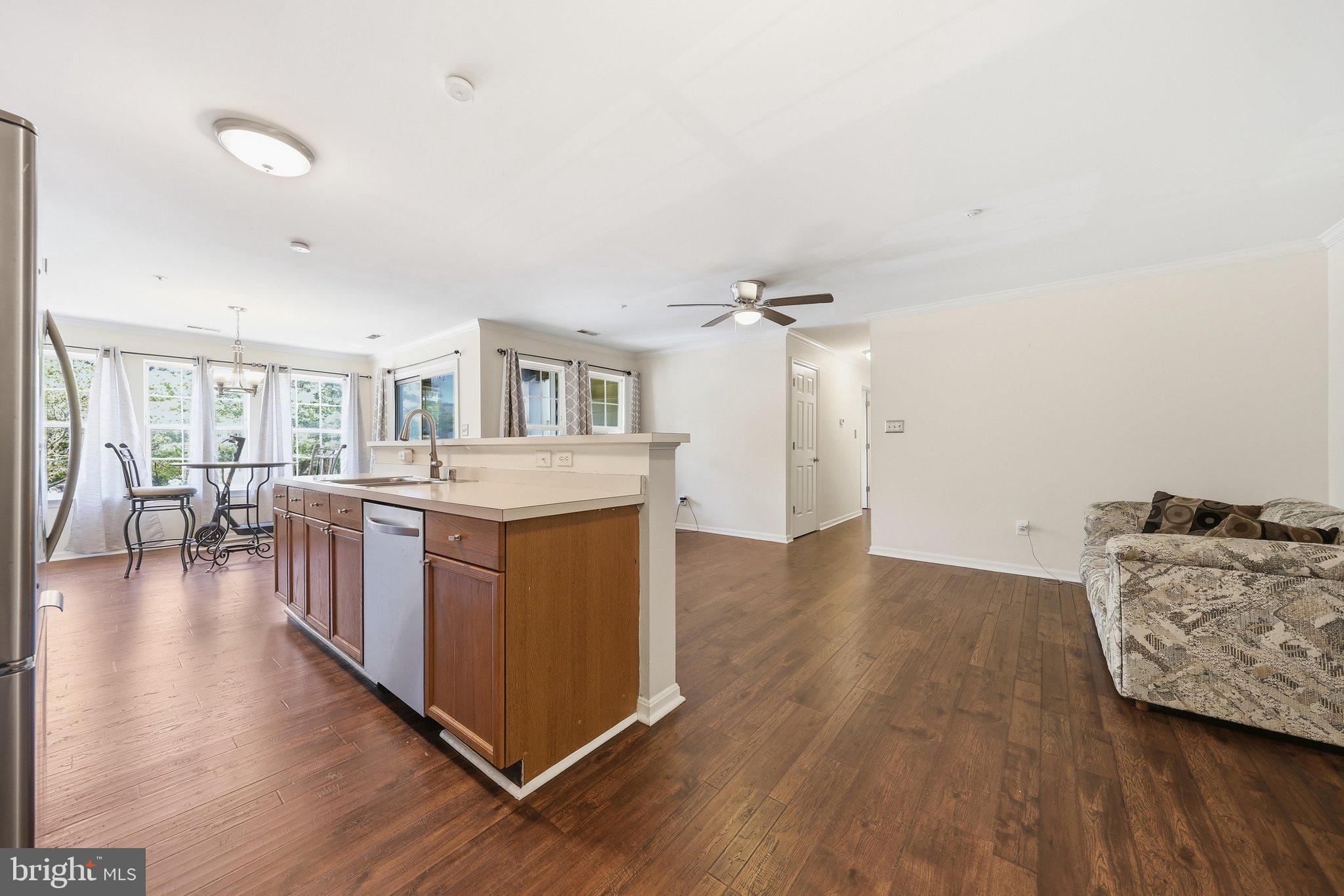 LAKETREE - Residential