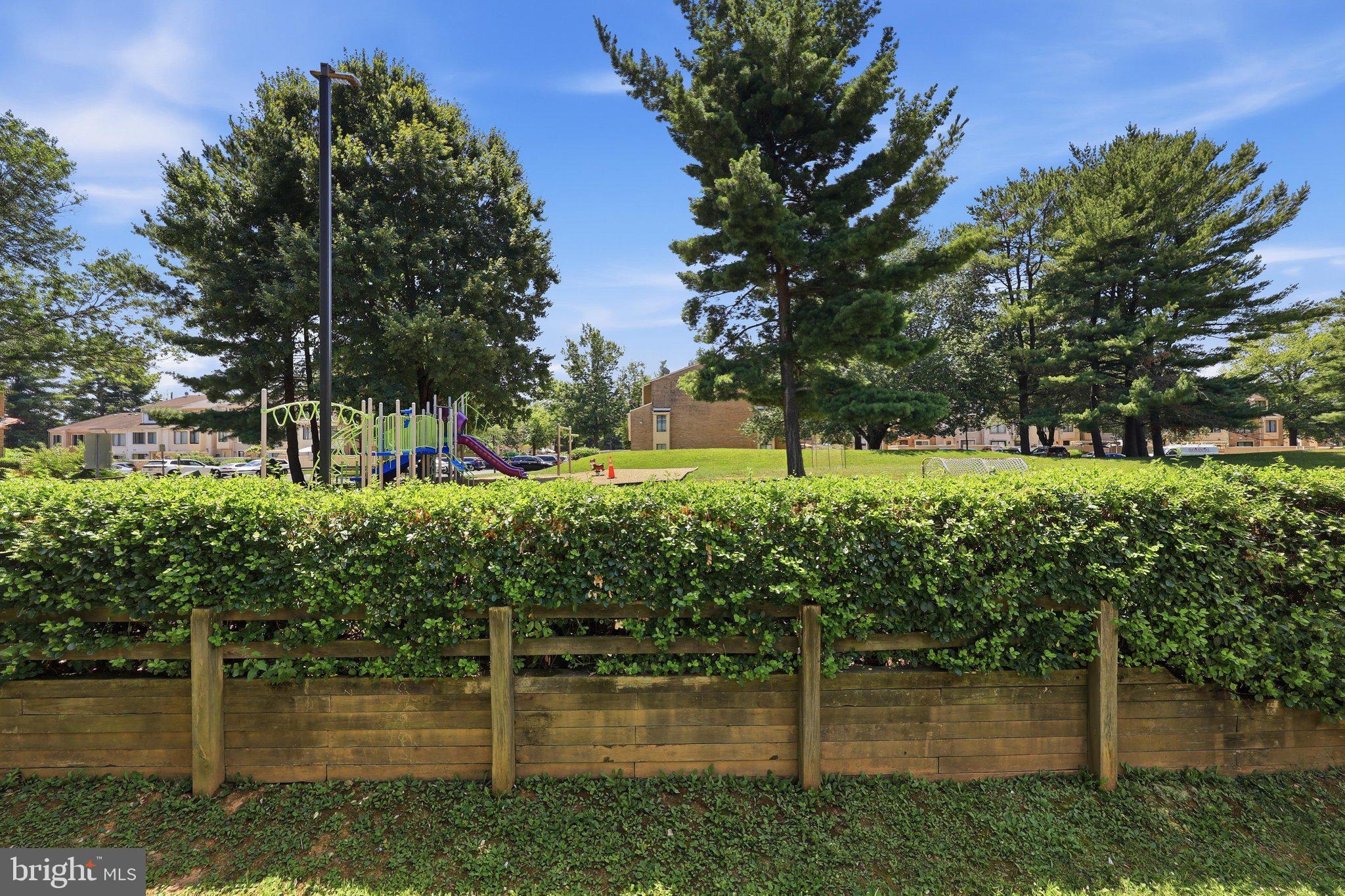 SUFFOLK PLACE - Residential