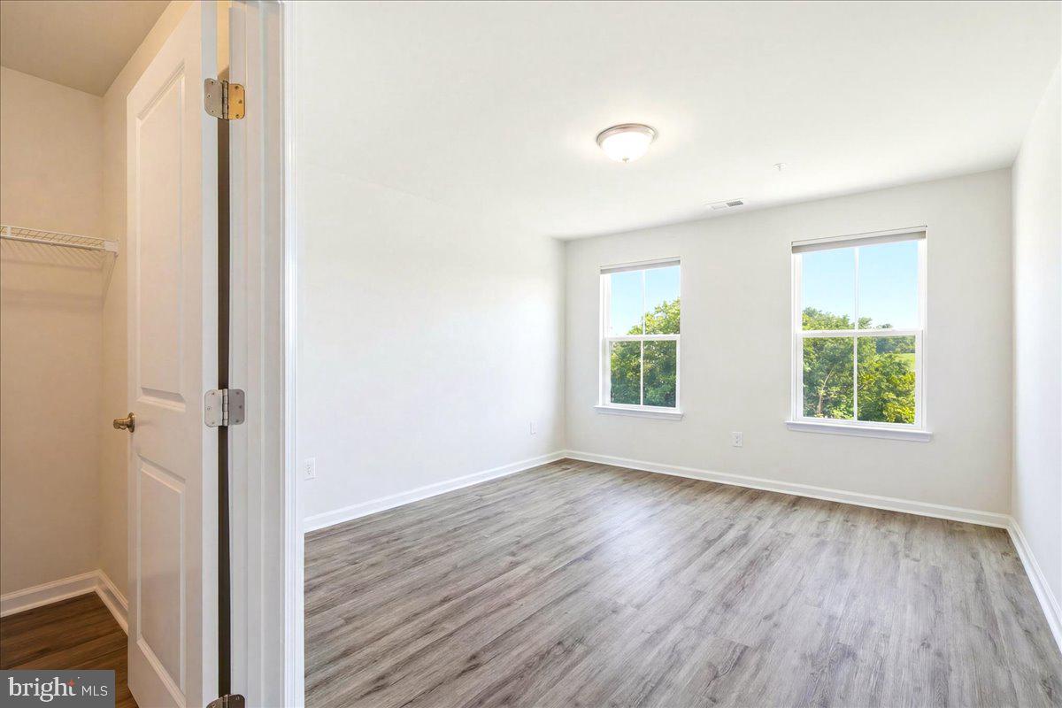 SPRING VIEW ESTATES - Residential