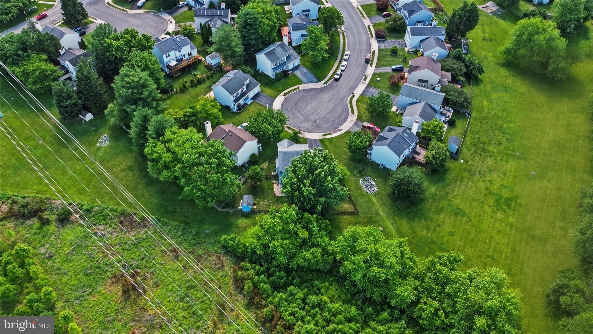 ROBIN MEADOWS - Residential