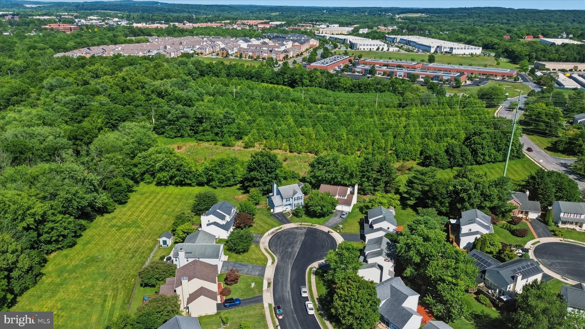 ROBIN MEADOWS - Residential