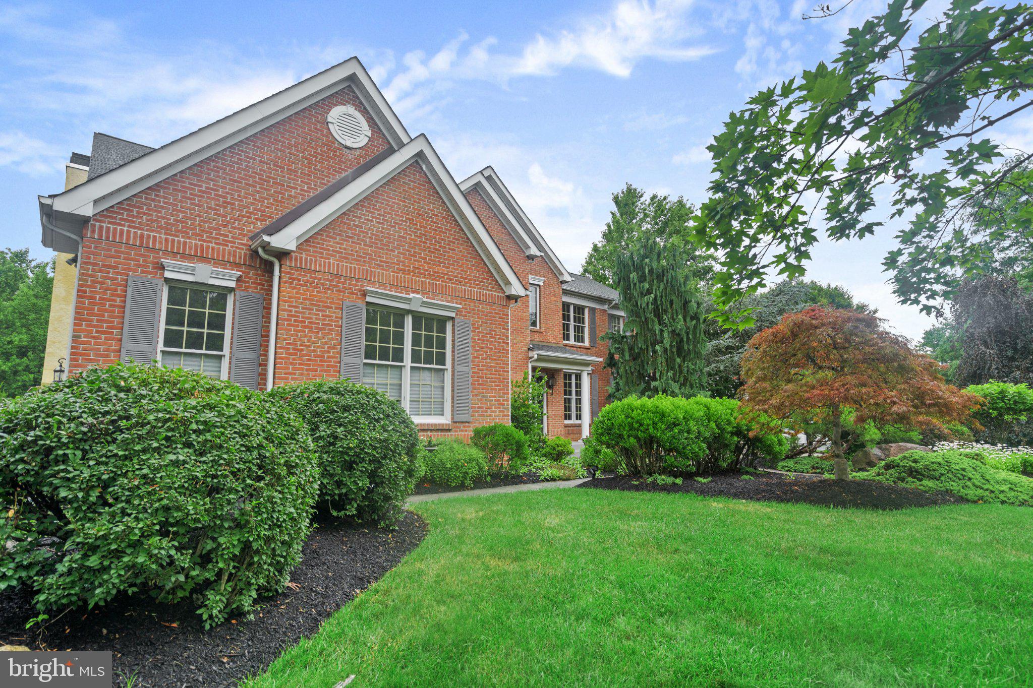 OAKS OF BUCKINGHAM - Residential