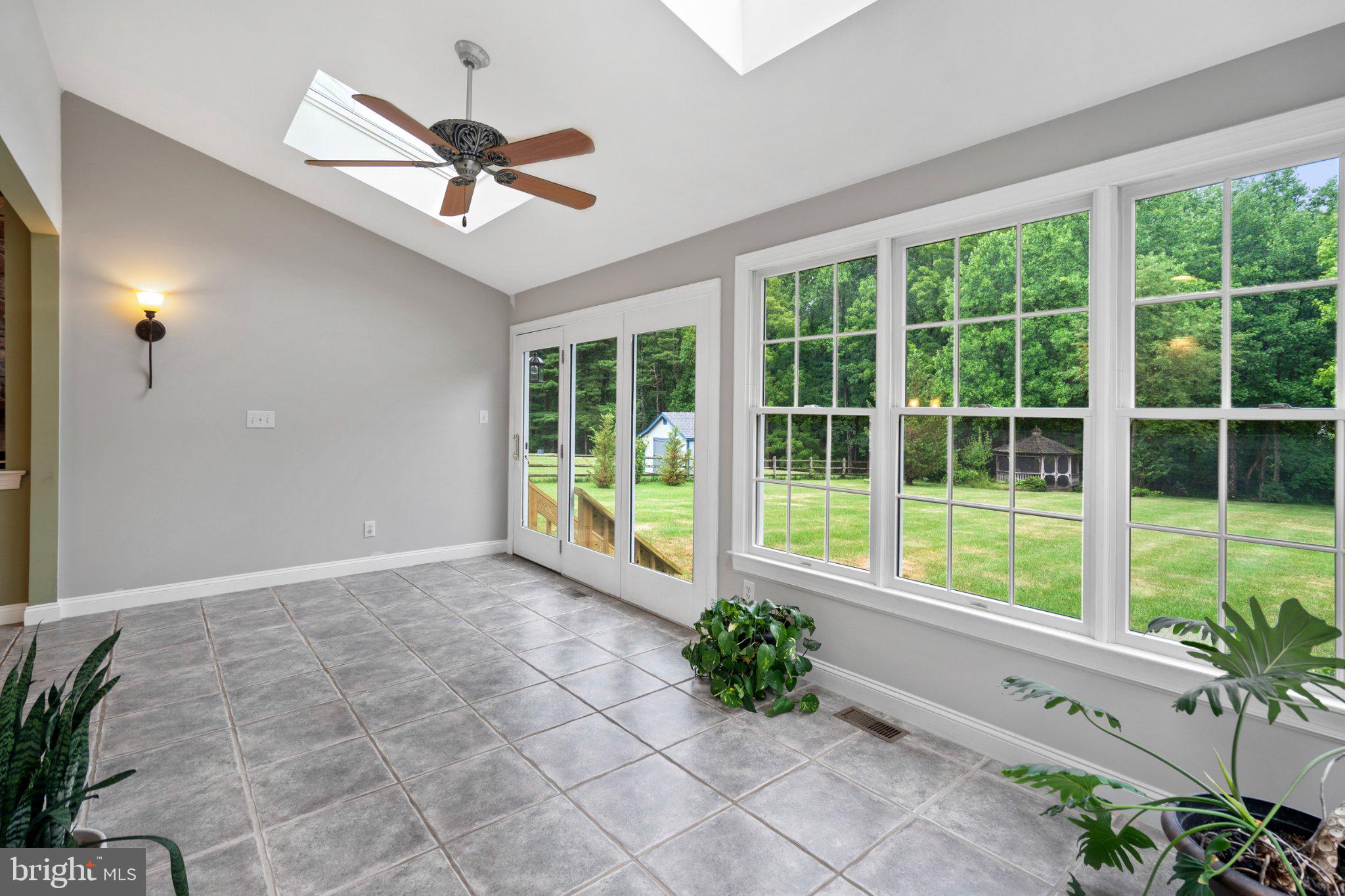 OAKS OF BUCKINGHAM - Residential