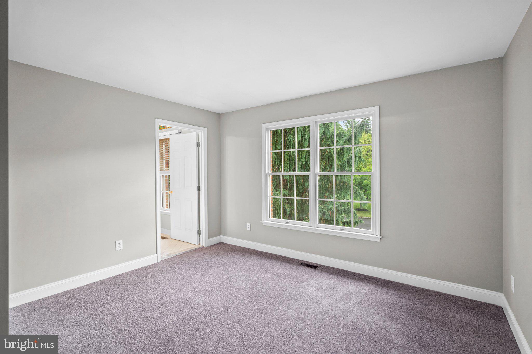 OAKS OF BUCKINGHAM - Residential