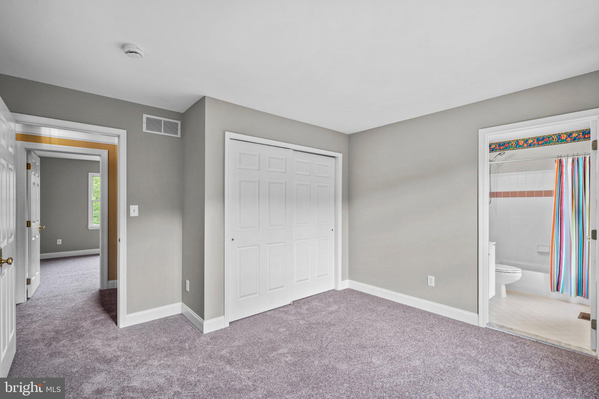 OAKS OF BUCKINGHAM - Residential