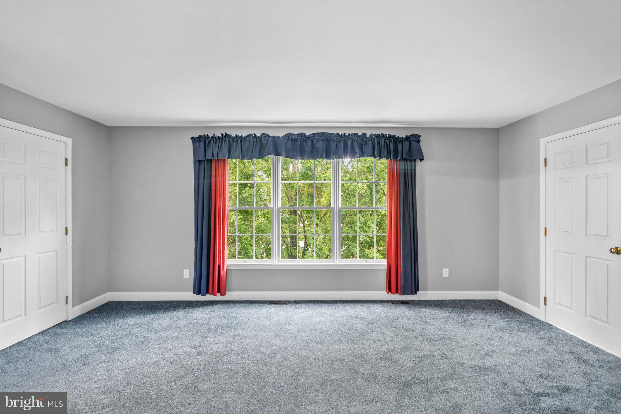 OAKS OF BUCKINGHAM - Residential