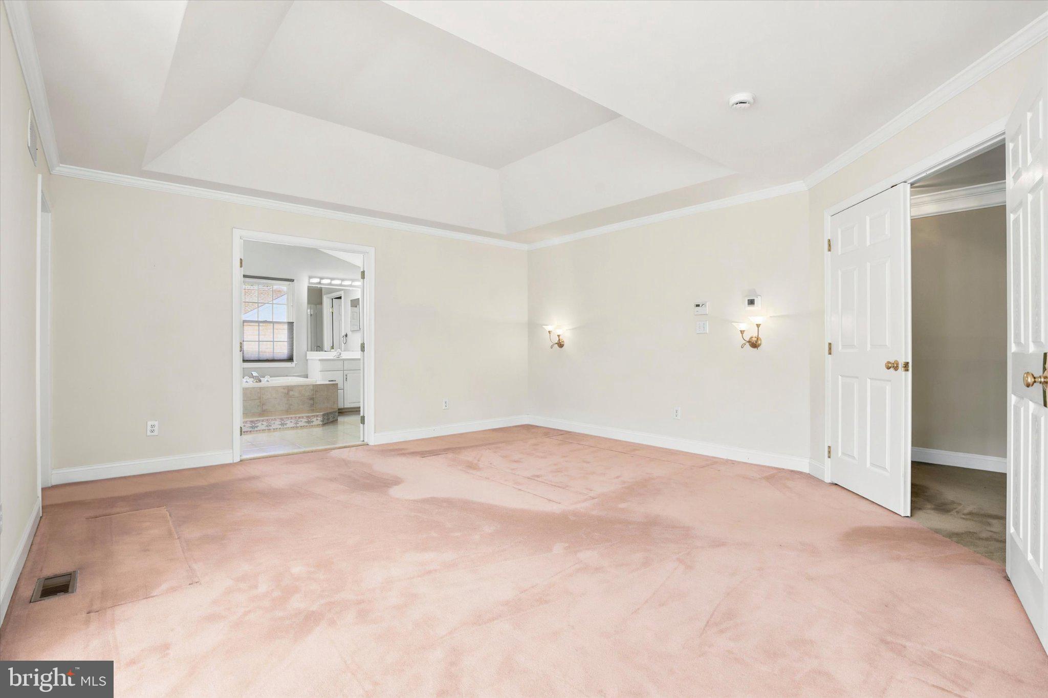 OAKS OF BUCKINGHAM - Residential