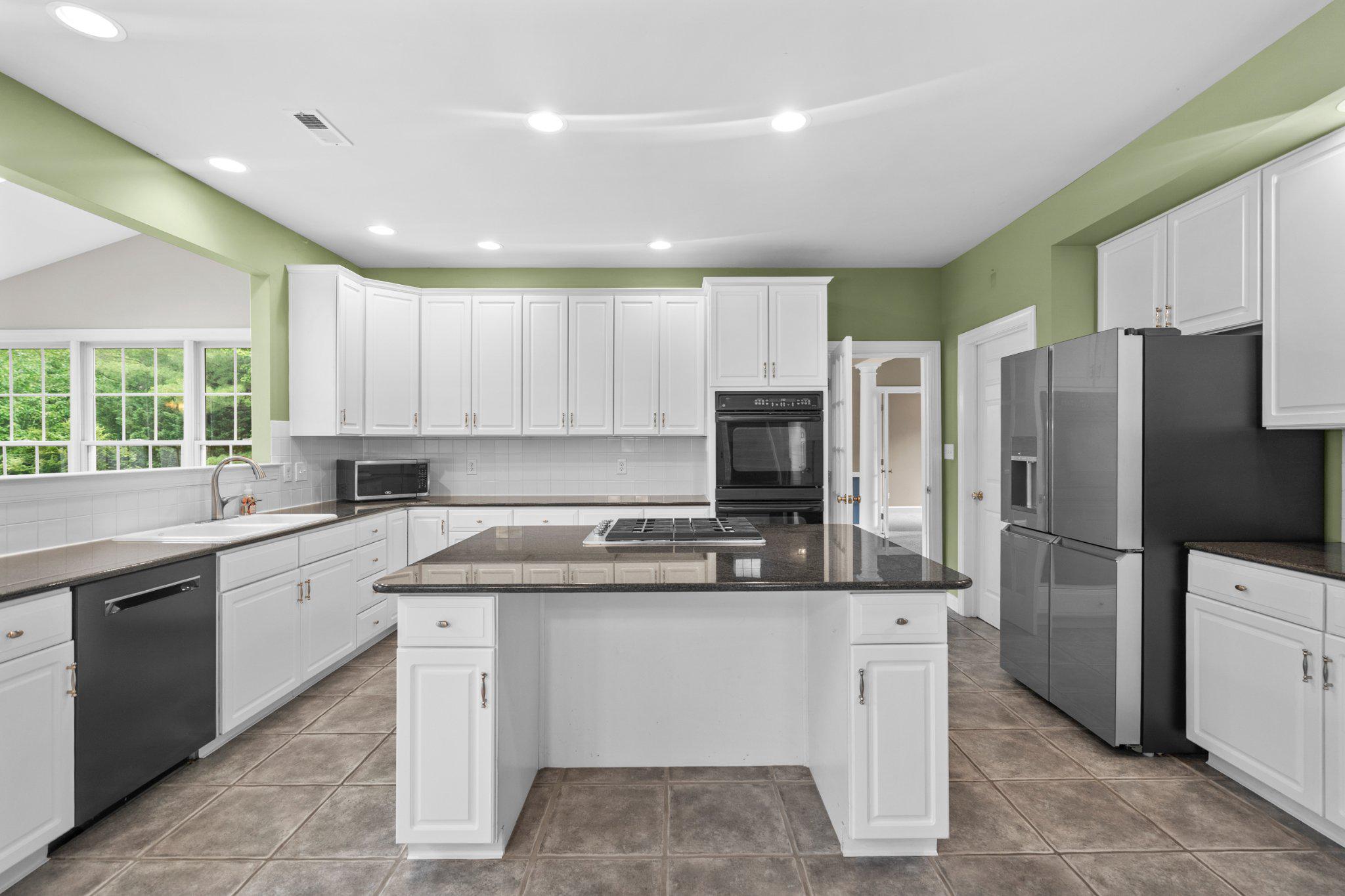 OAKS OF BUCKINGHAM - Residential