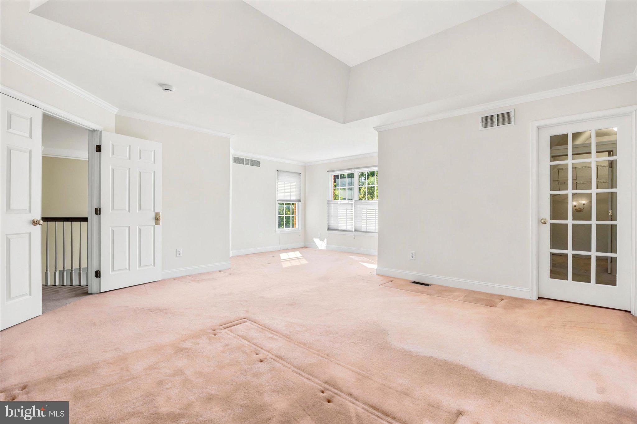 OAKS OF BUCKINGHAM - Residential