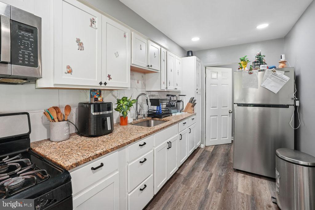 EASTFIELD - Residential