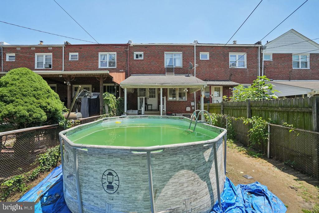 EASTFIELD - Residential
