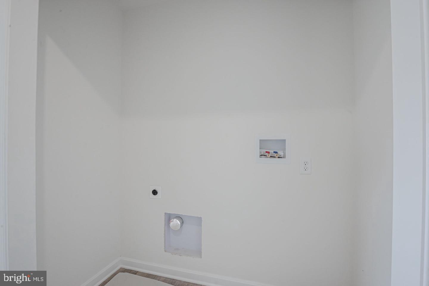 CHELESA VILLA - Residential