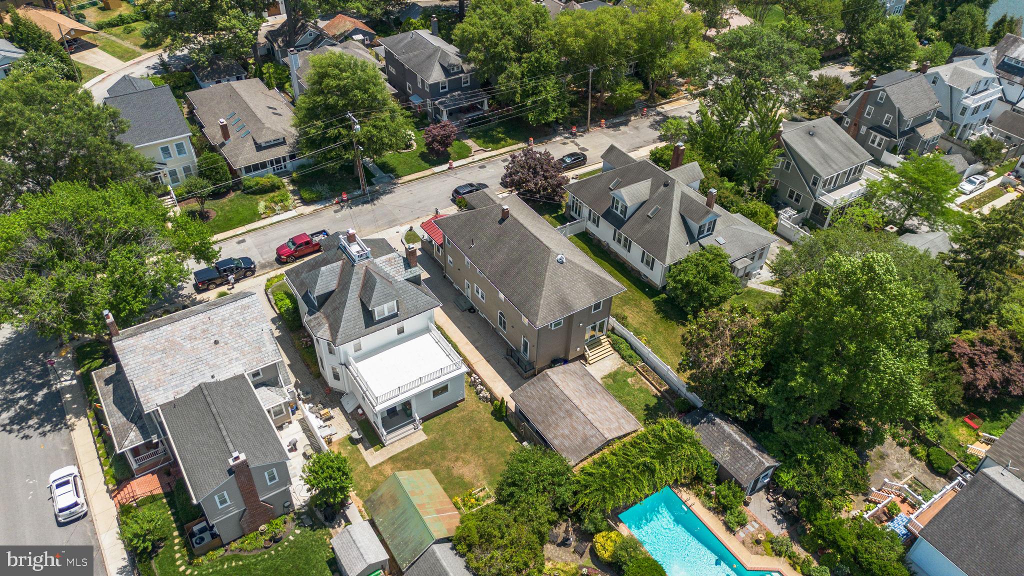 MURRAY HILL - Residential