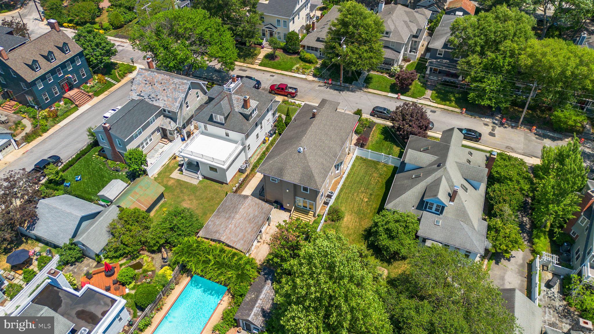MURRAY HILL - Residential