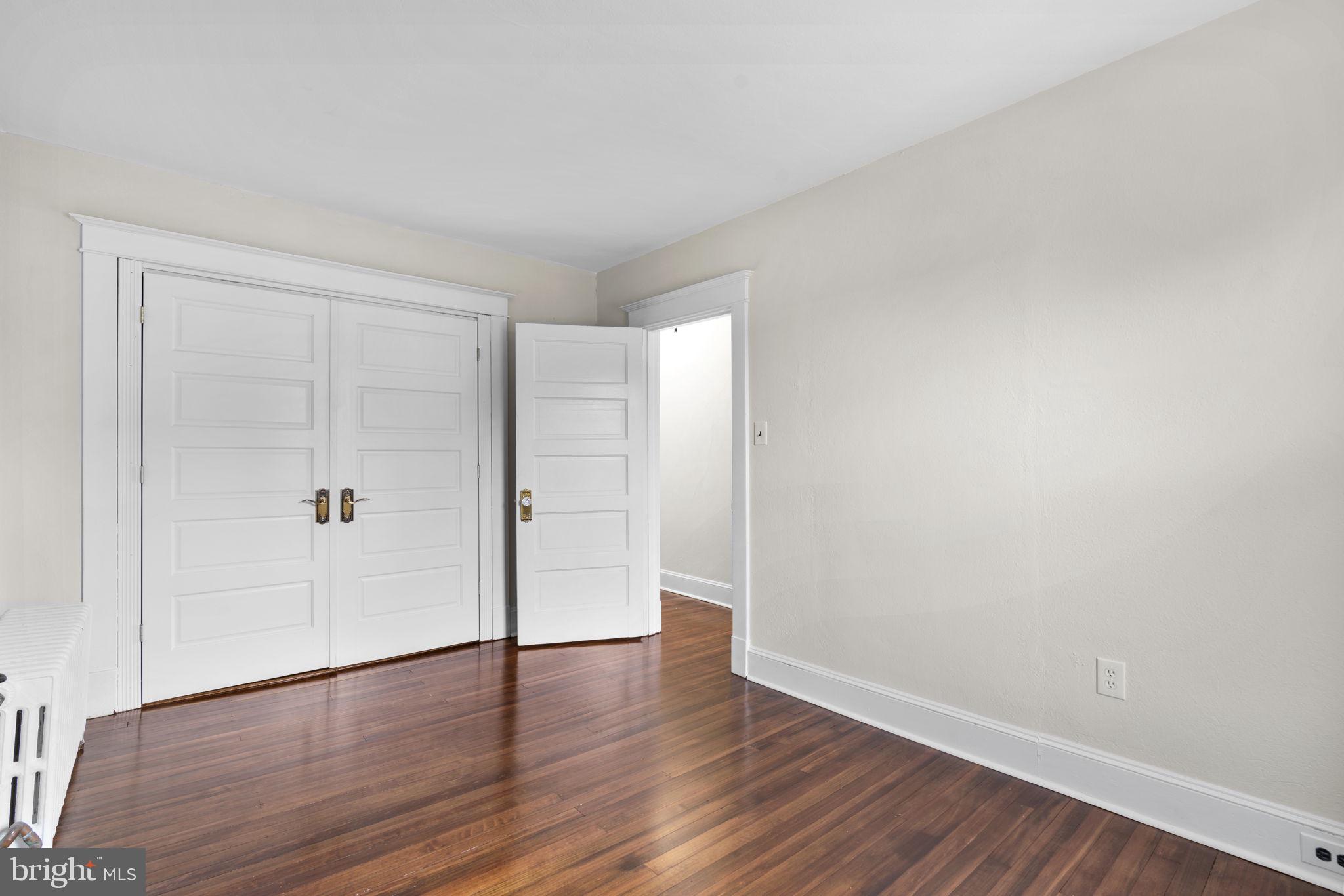 MURRAY HILL - Residential