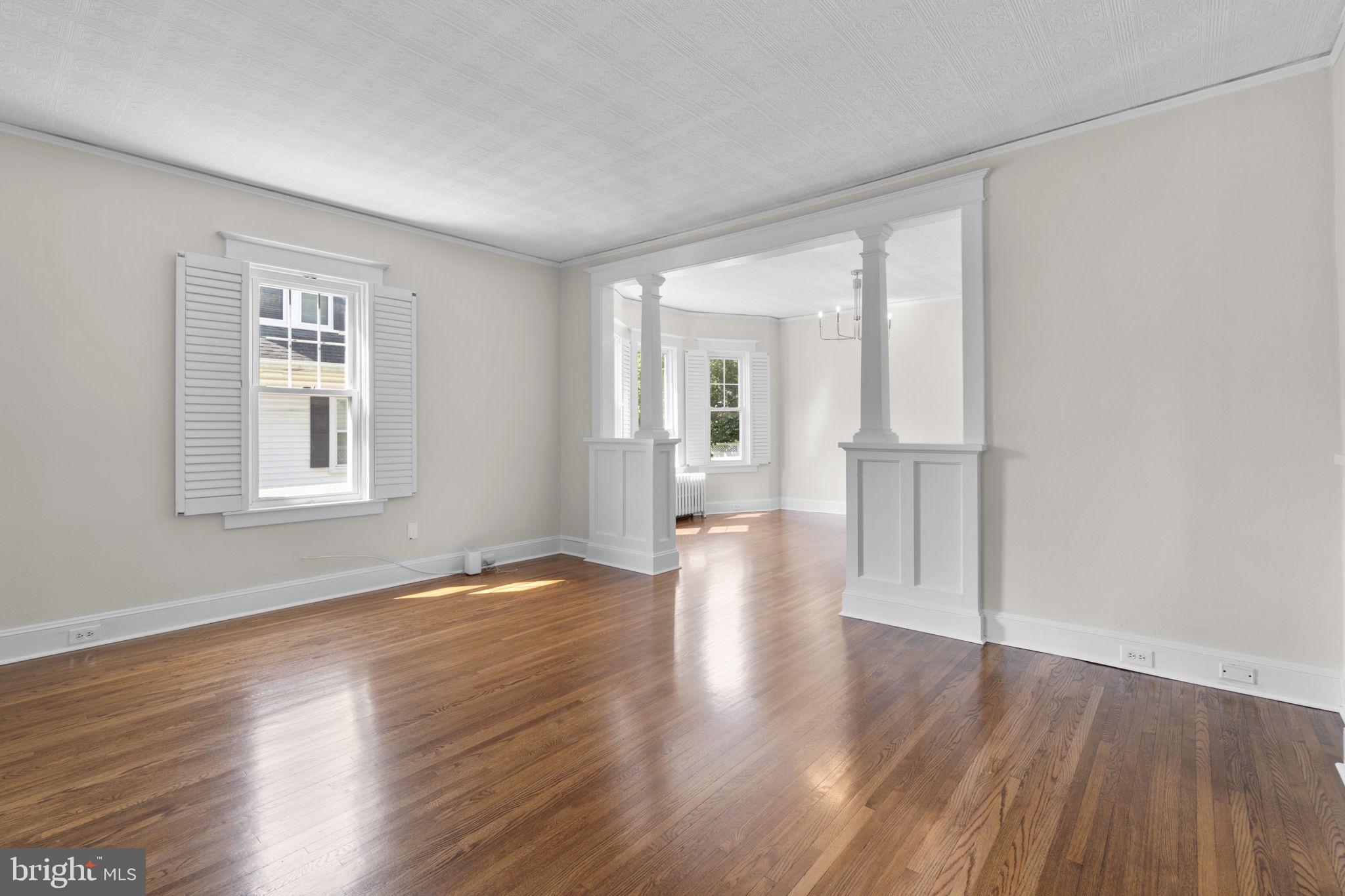 MURRAY HILL - Residential