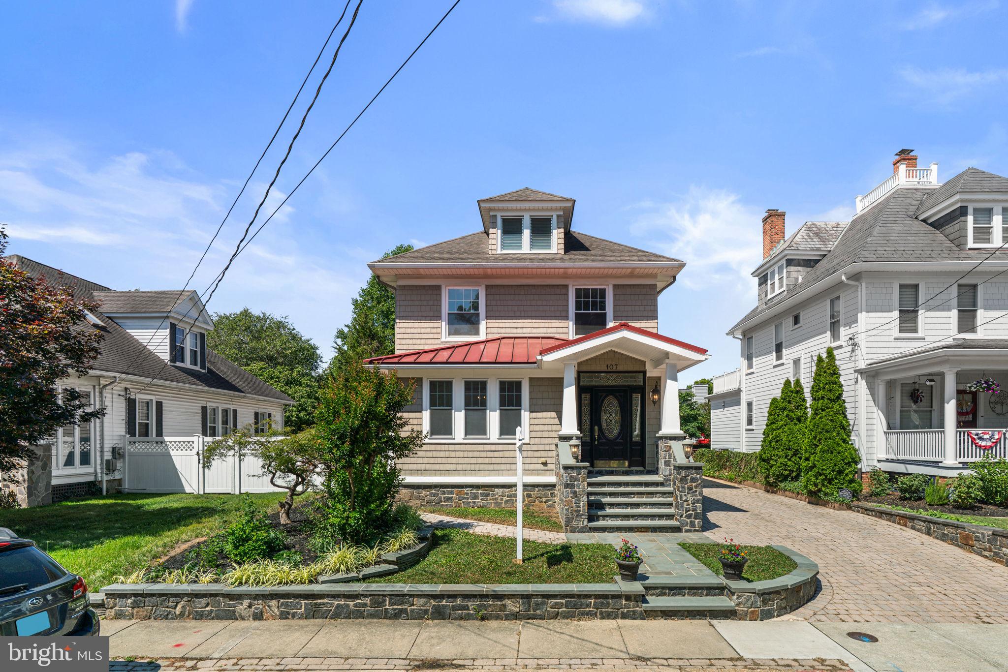 MURRAY HILL - Residential