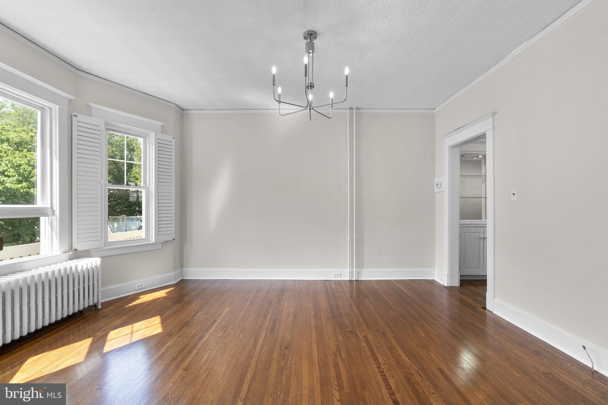 MURRAY HILL - Residential