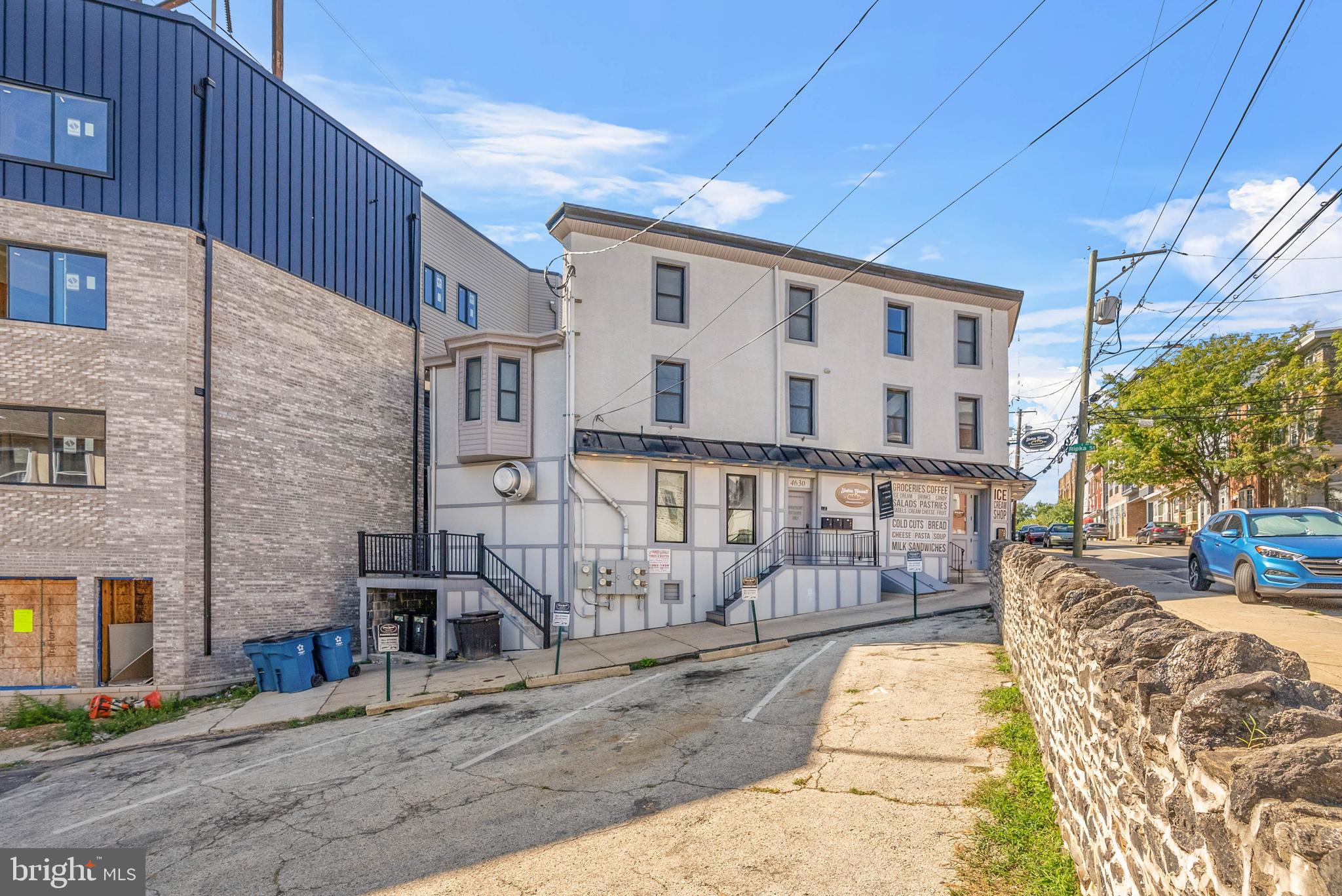 MANAYUNK - Commercial Sale