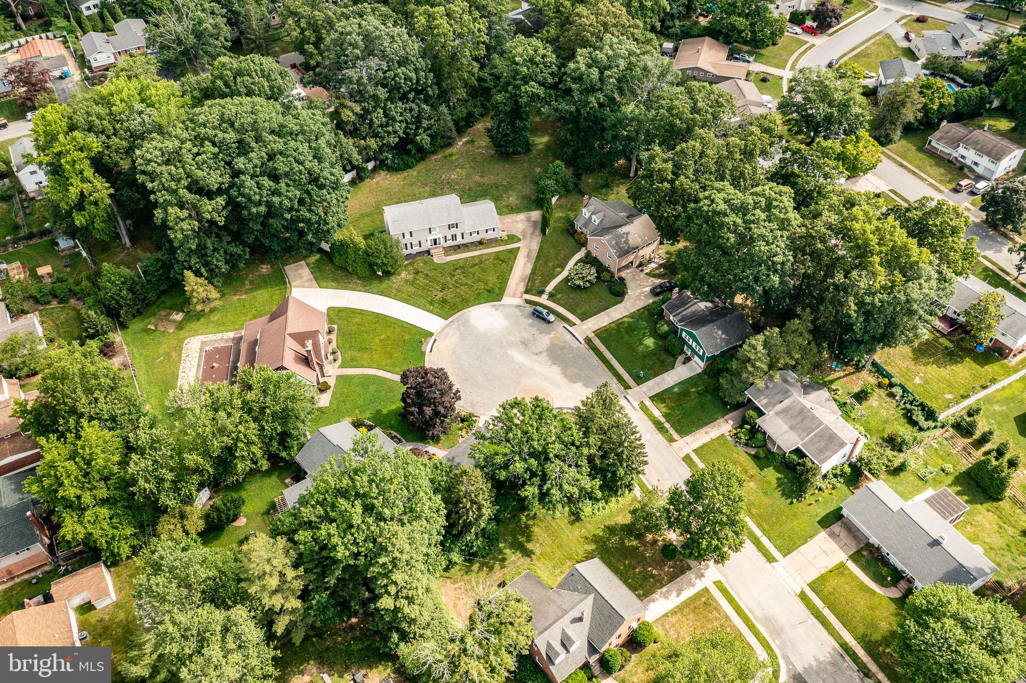 BLUE ROCK MANOR - Residential