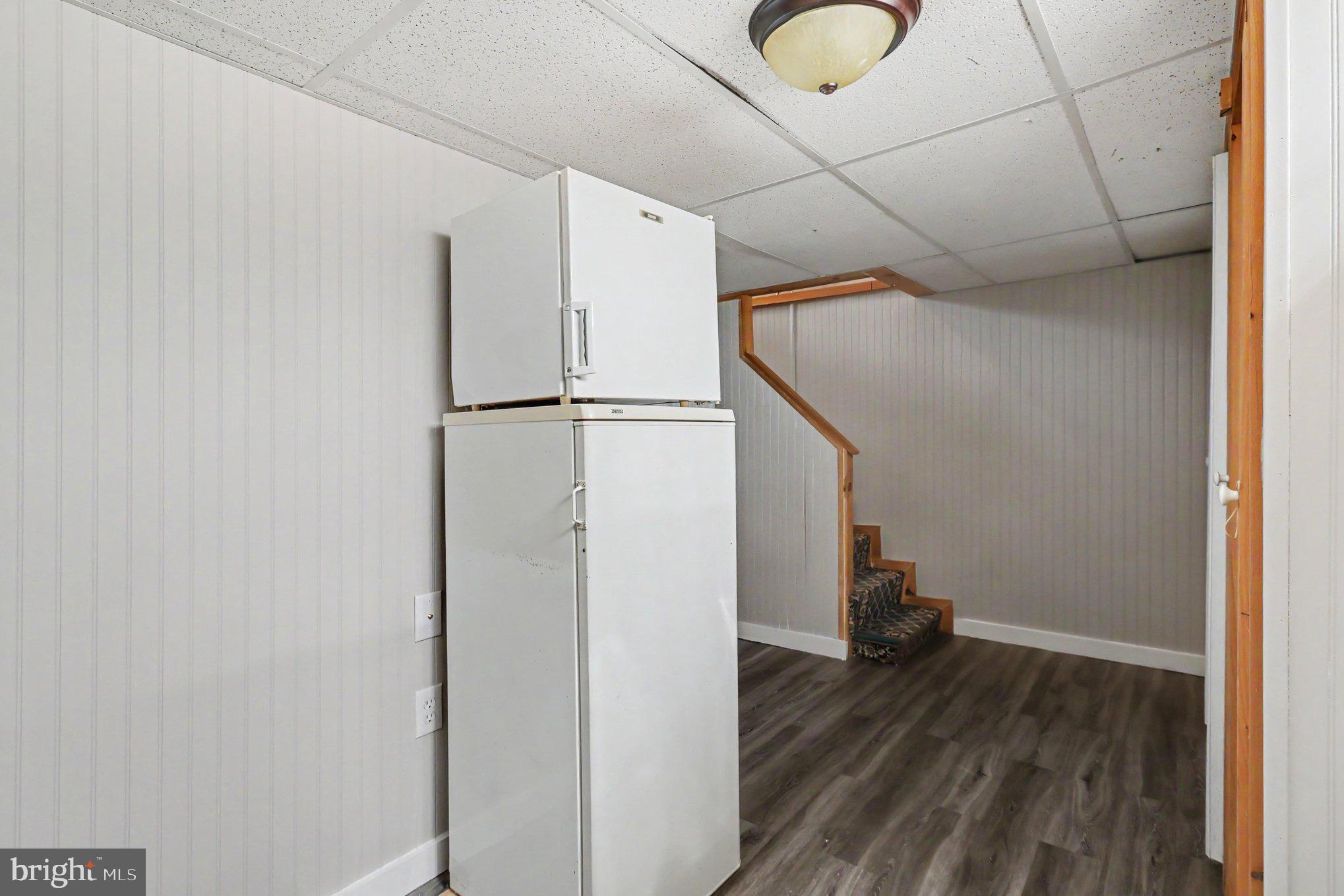 EAST FALLS - Residential