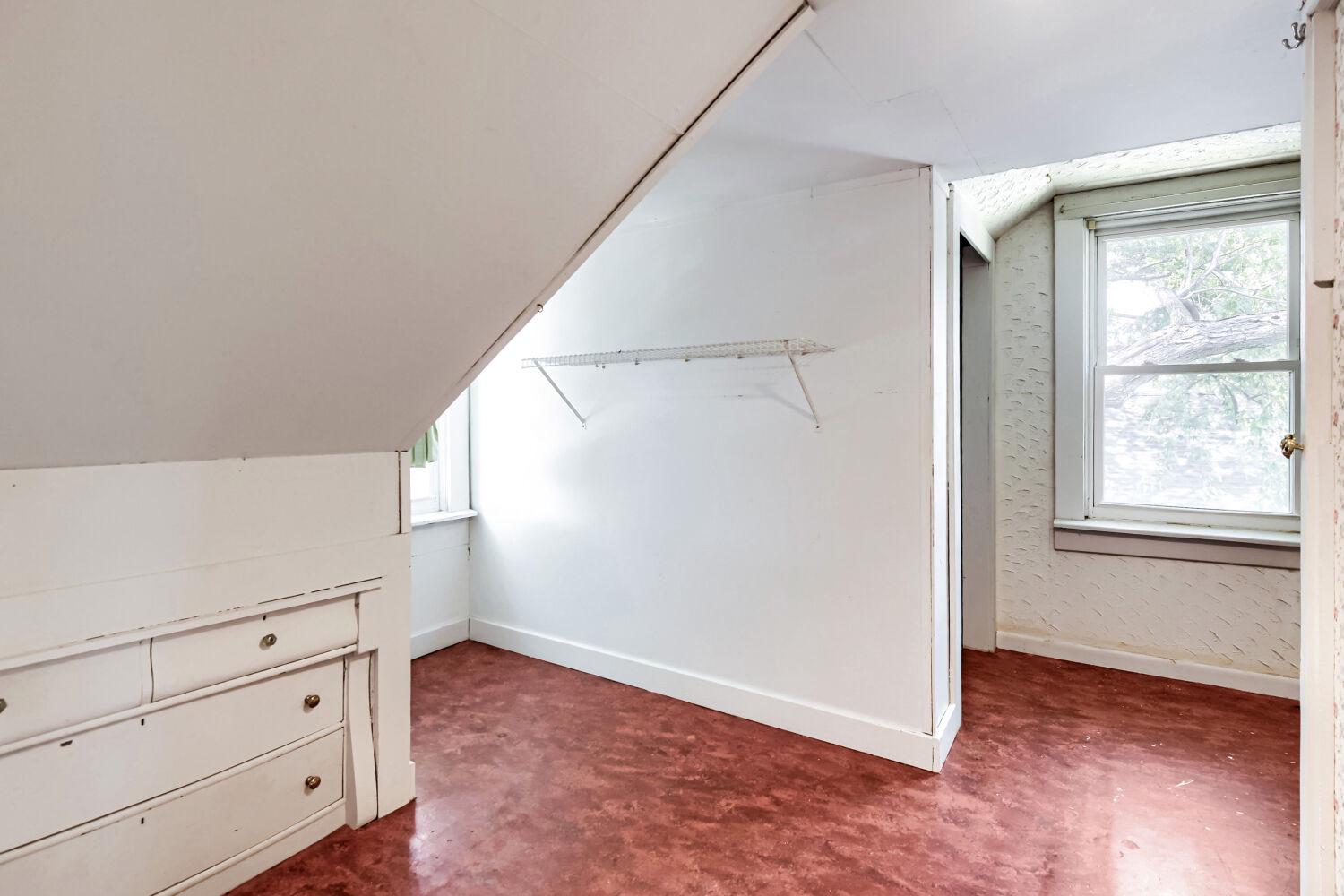 BROOKLYN - Residential