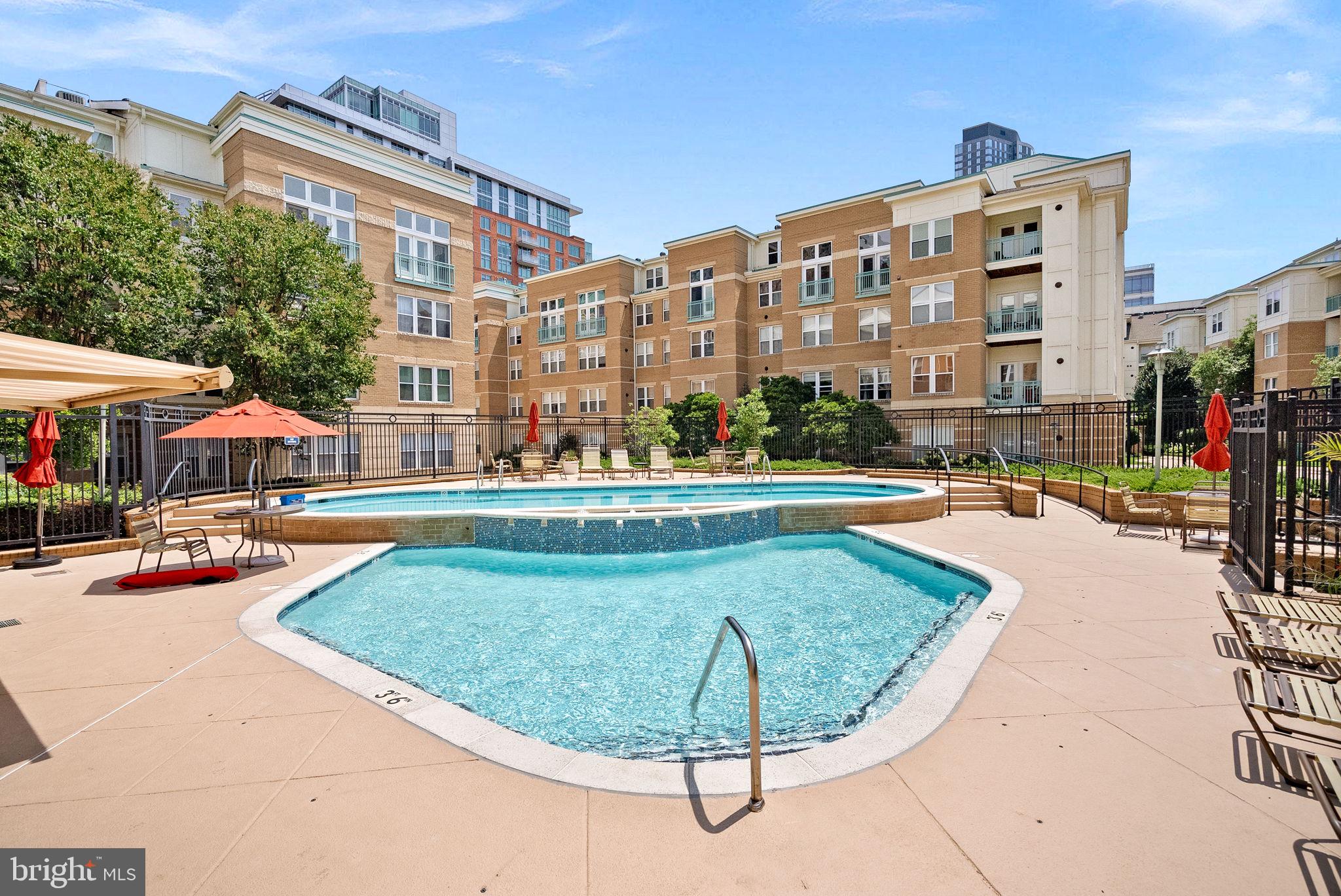 MARKET STREET AT TOWN CENTER - Residential