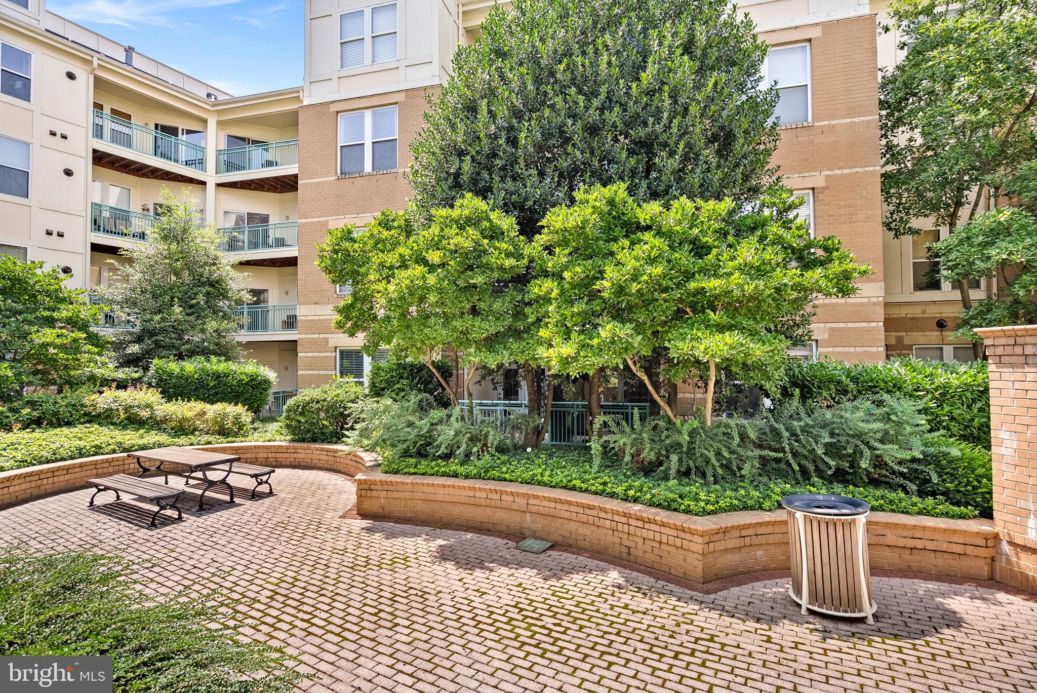 MARKET STREET AT TOWN CENTER - Residential