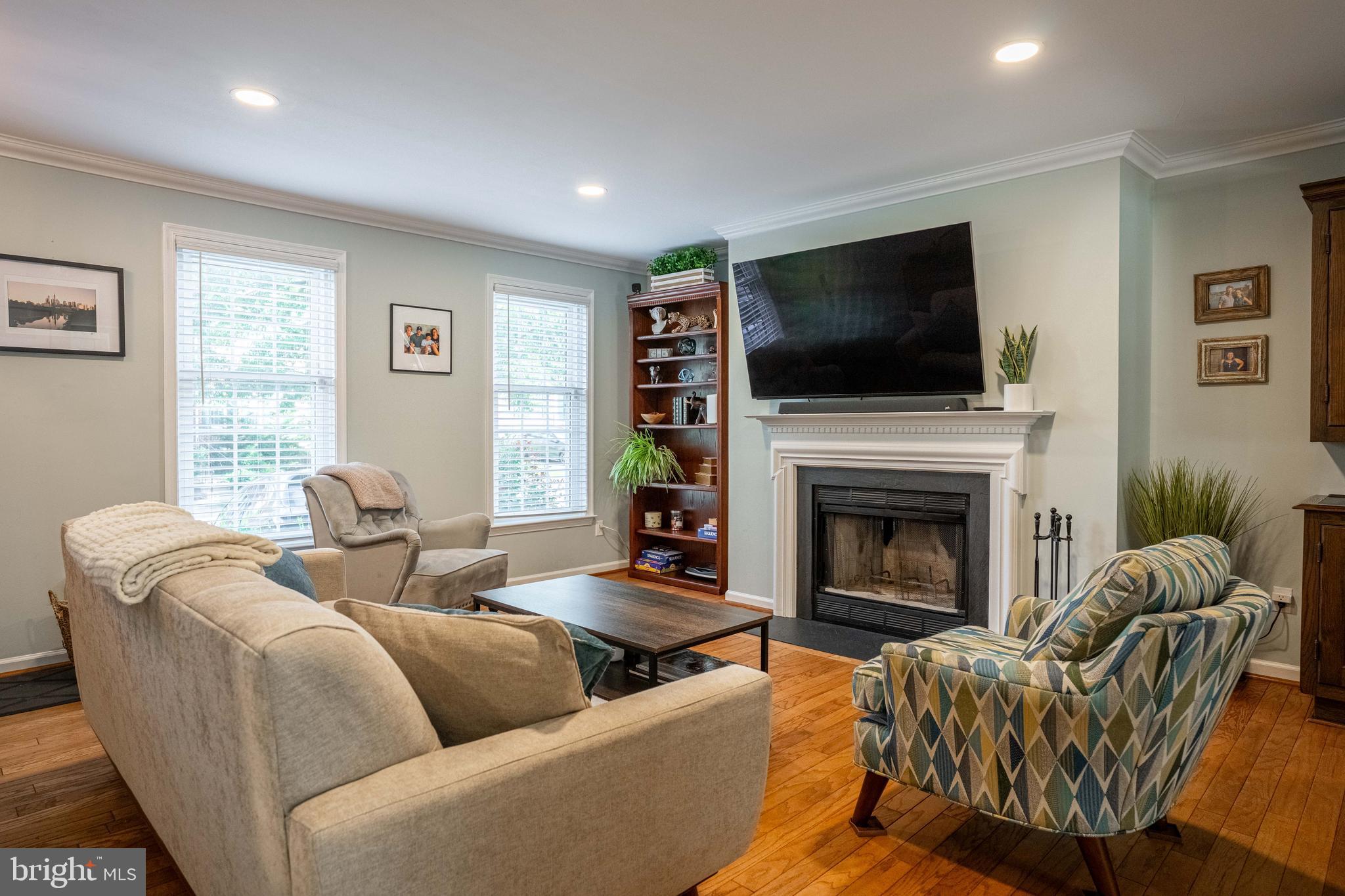 EAST FALLS - Residential